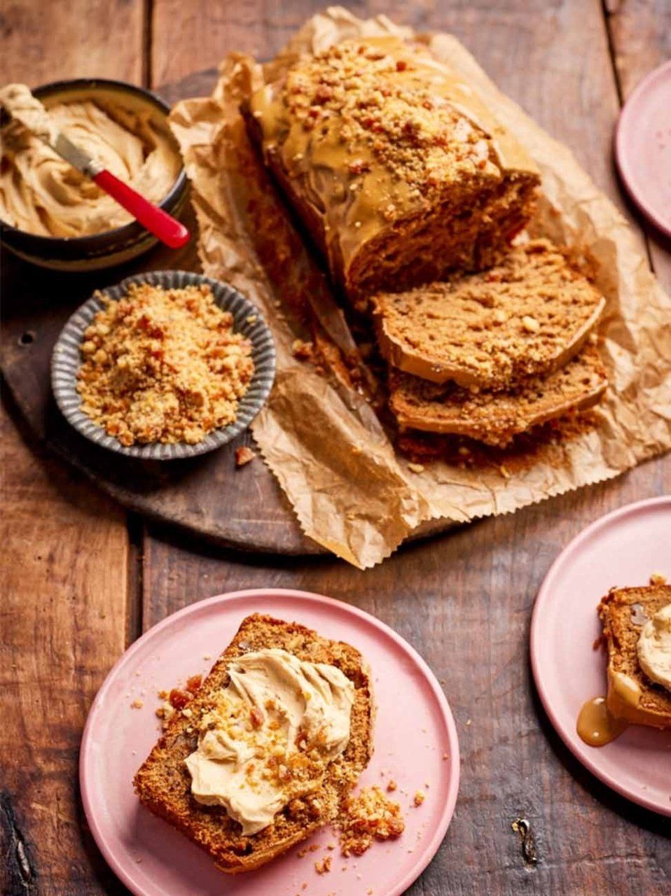 Coffee & walnut loaf cake