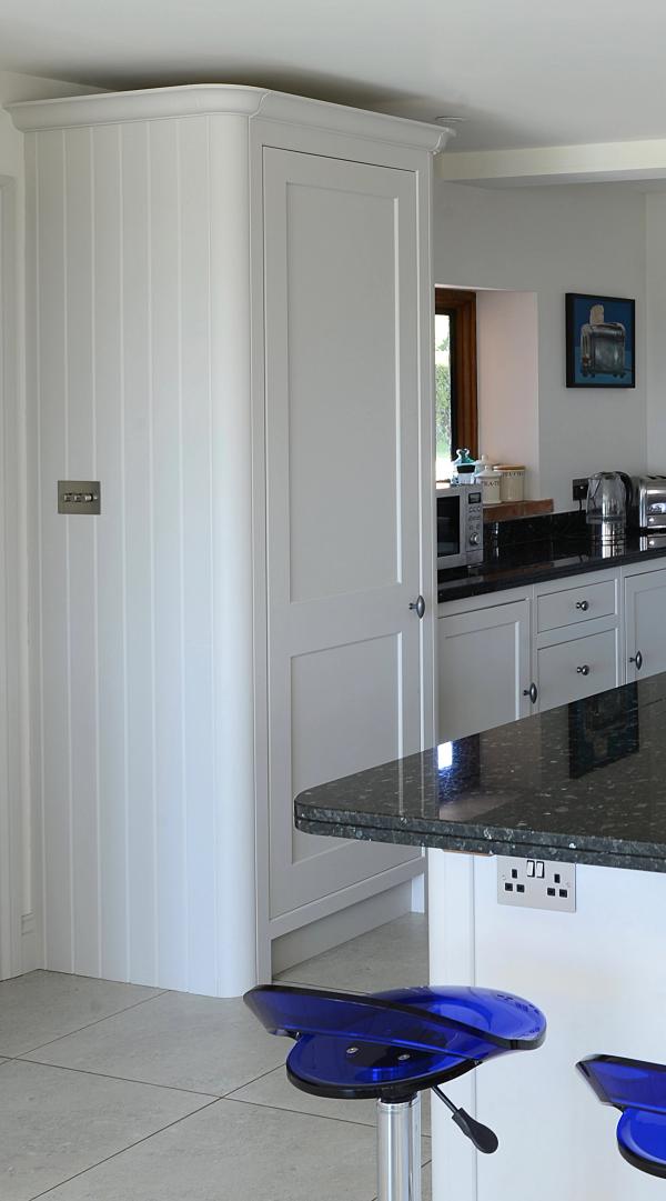 Painted kitchen and granite worktop - previous header