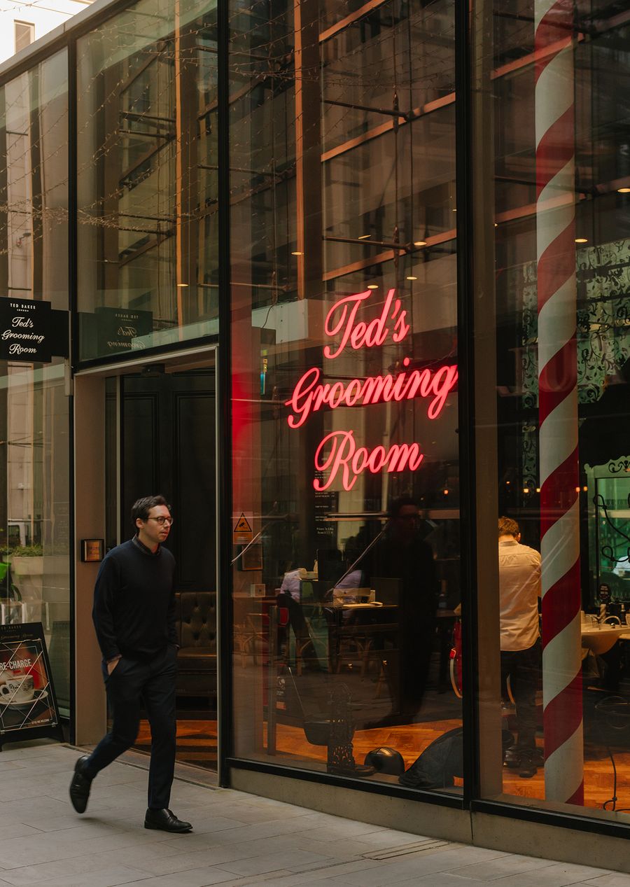 Ted's Grooming Room