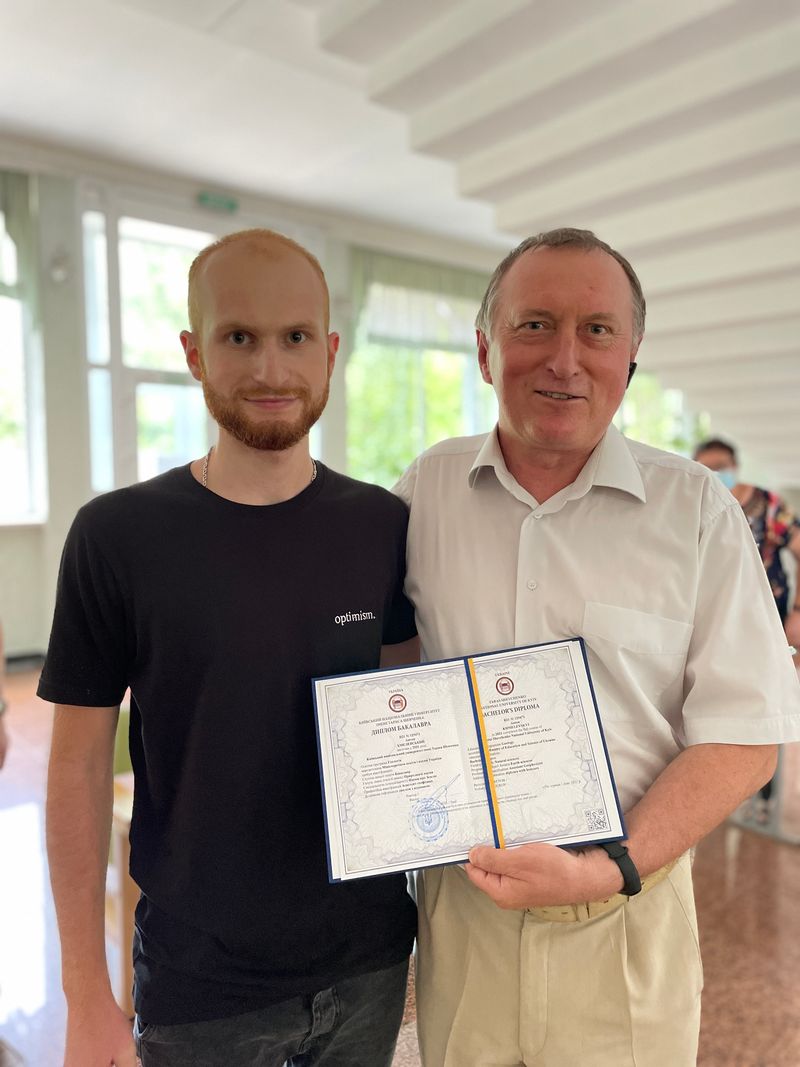 Хмелевський Антон