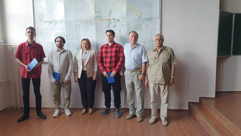 Група геологів
