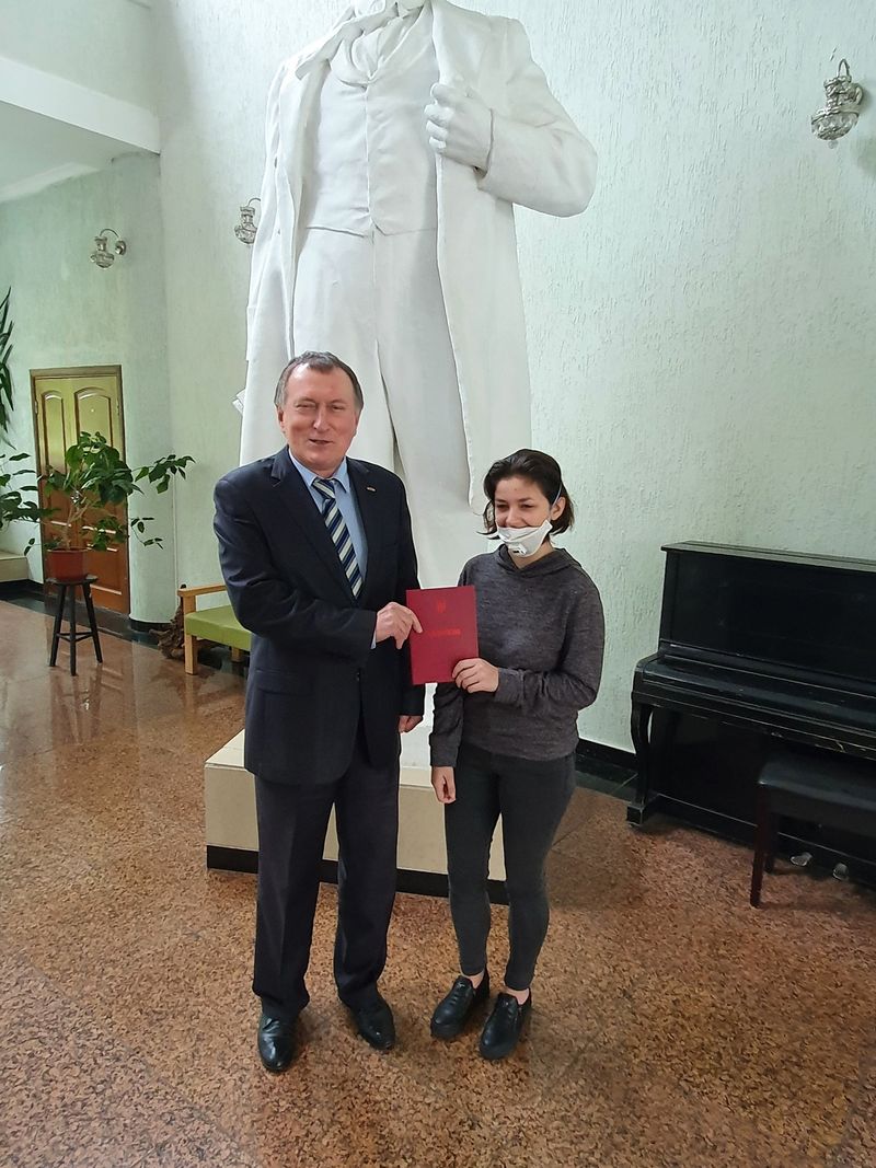 Краснікова Олена