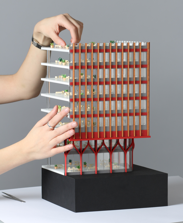 Isabelle Hopper - hover