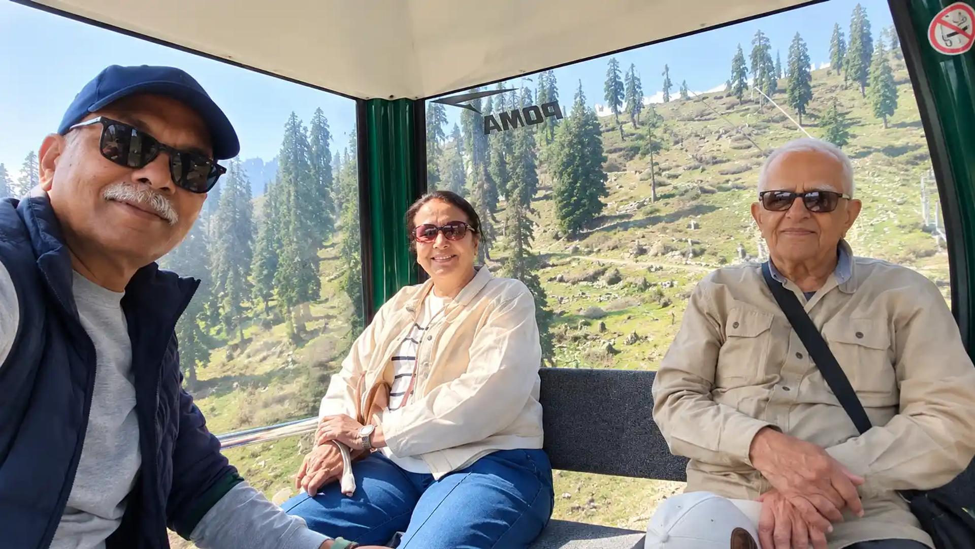 Kashmir Tour for Senior Citizens: Pace, Health & Planning