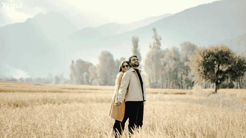 Kashmir vs Kerala honeymoon destination showcasing couples enjoying Gulmarg snowy landscapes and scenic beauty of Kashmir