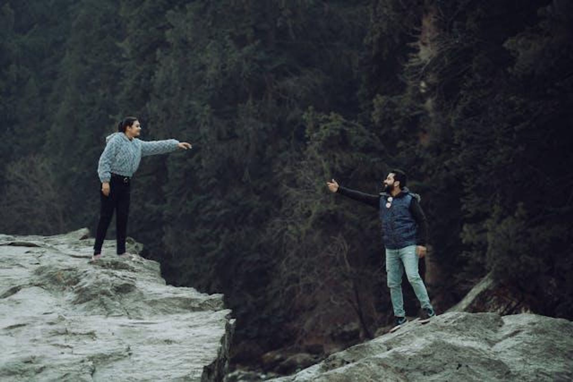 Best Time to Visit Kashmir for Your Honeymoon