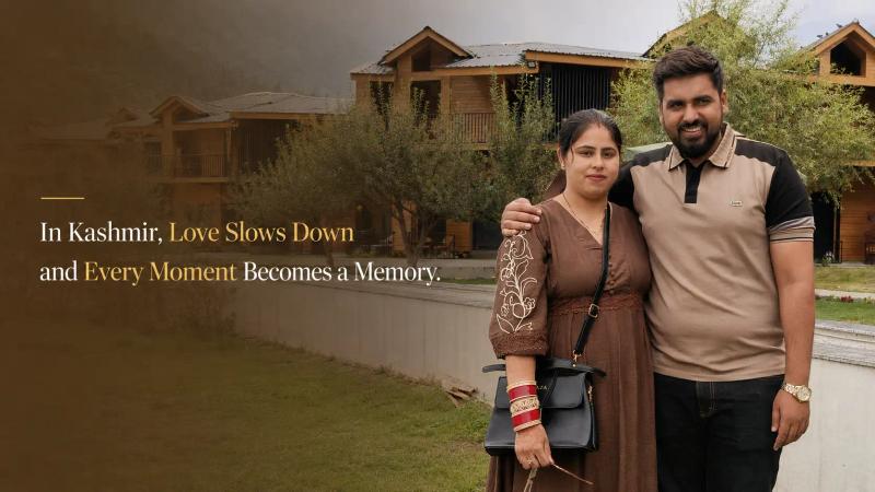 A happy couple enjoying a romantic stay in Kashmir as part of a thoughtfully planned Kashmir honeymoon package.
