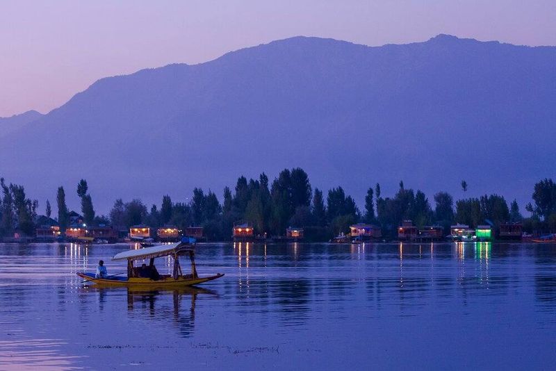 Beautiful Kashmir landscape showcasing why Kashmir is the best place