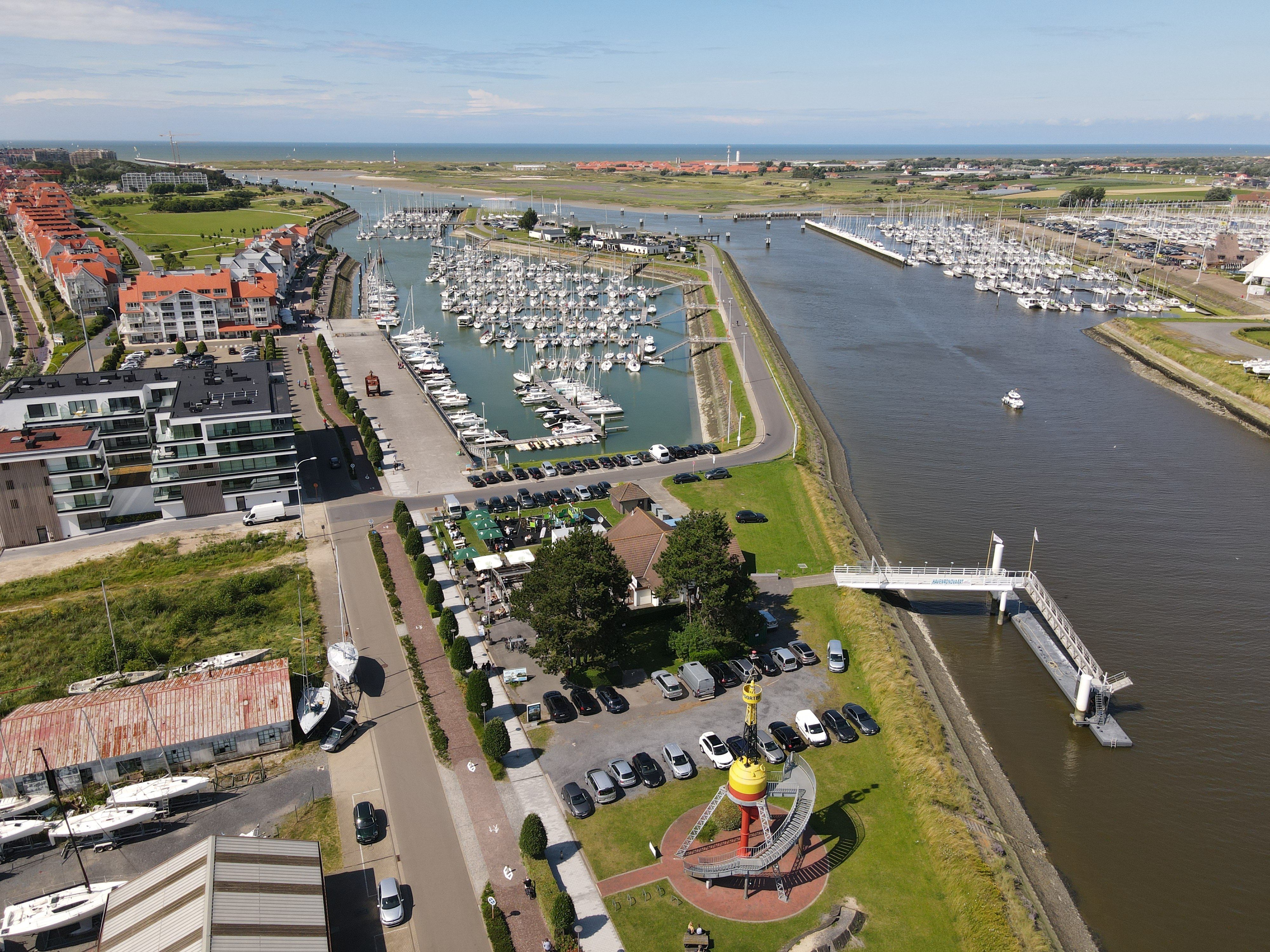 Seastar Sailor’s Bar restaurant