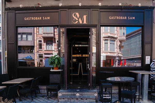 Gastrobar Sam accommodations