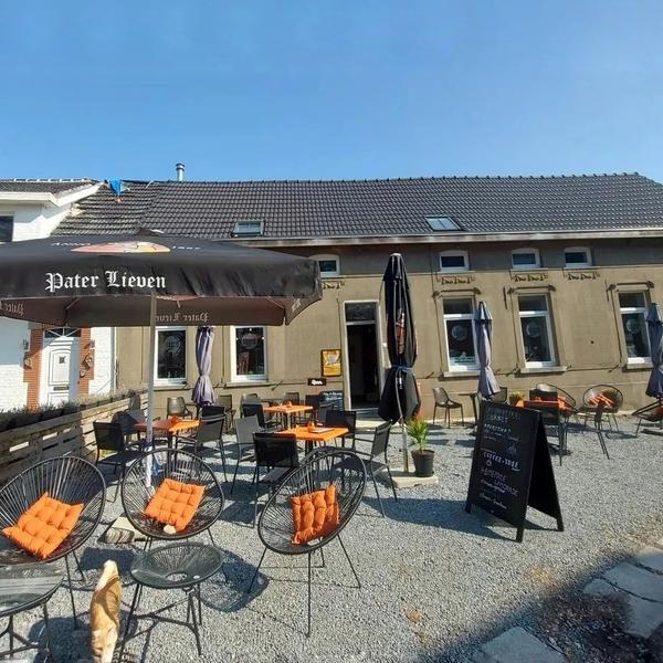 Click-Track Bar & Bites ontbijt-koffiehuis