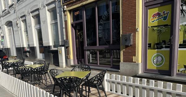 Red Rooster Fast Food restaurant