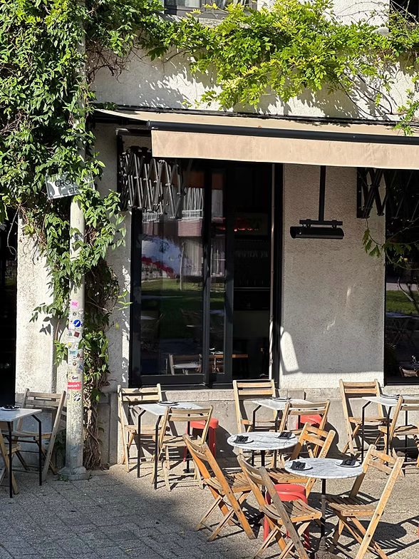 Briquet restaurant