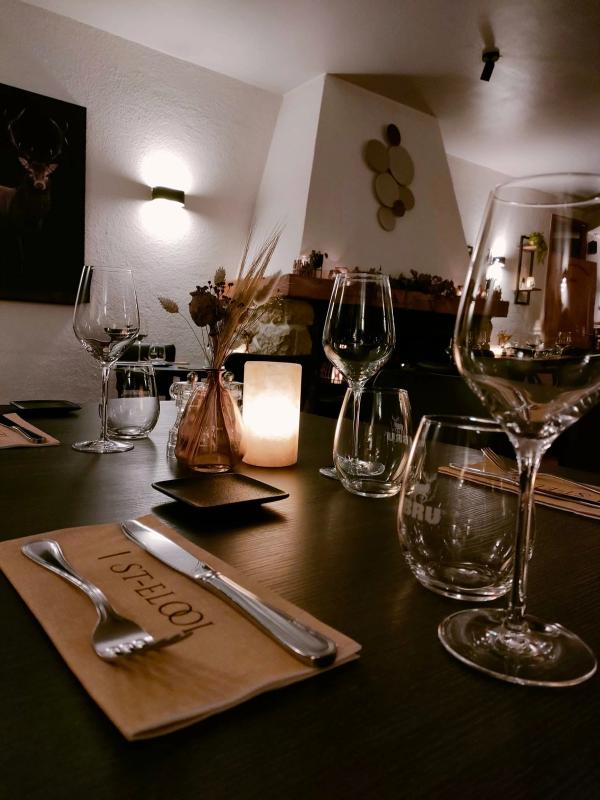 St-elooi restaurant