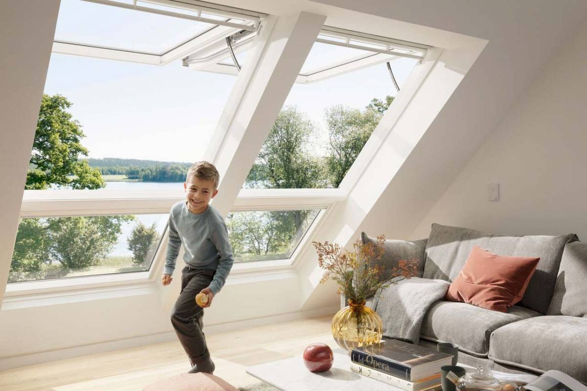 velux-takvindu-med-barn-min-1200x800