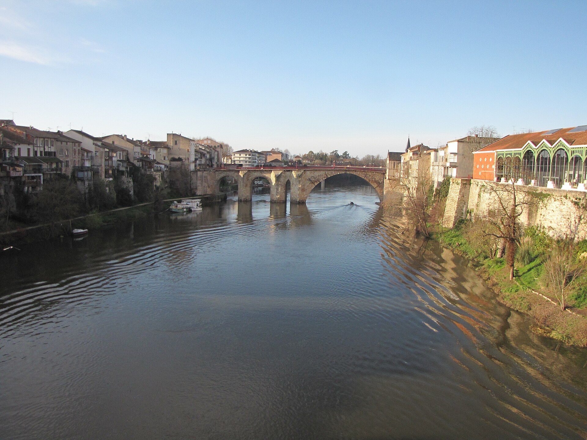 Le Vieux Pont (pont des Cieutats), pont médiéval du XIIIe siècle sur le Lot à Villeneuve-sur-Lot