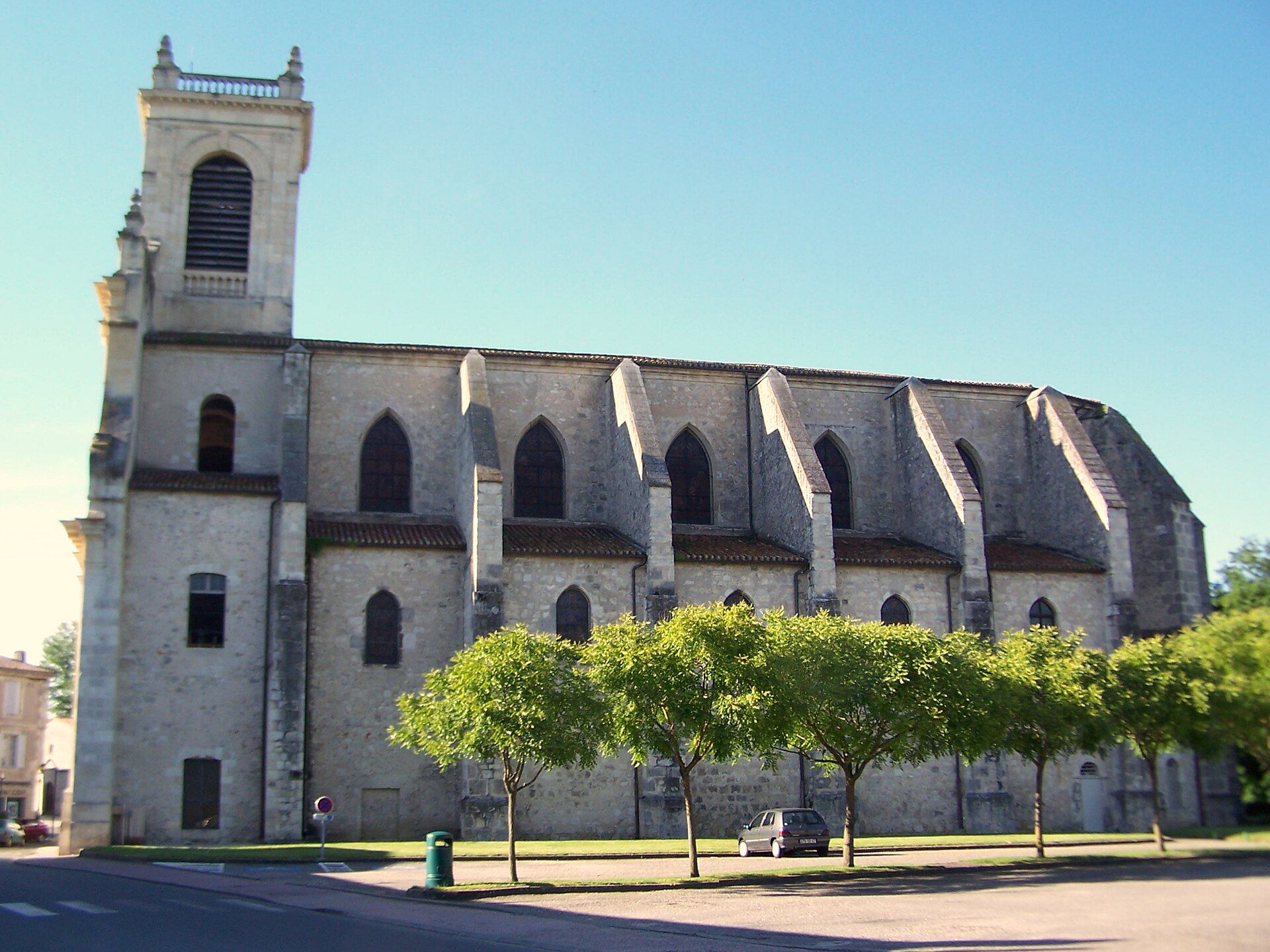 Façade de l’église Notre-Dame-de-l’Assomption de Casteljaloux