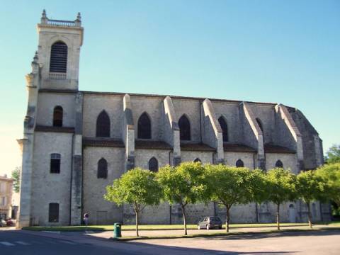 Façade de l’église Notre-Dame-de-l’Assomption de Casteljaloux