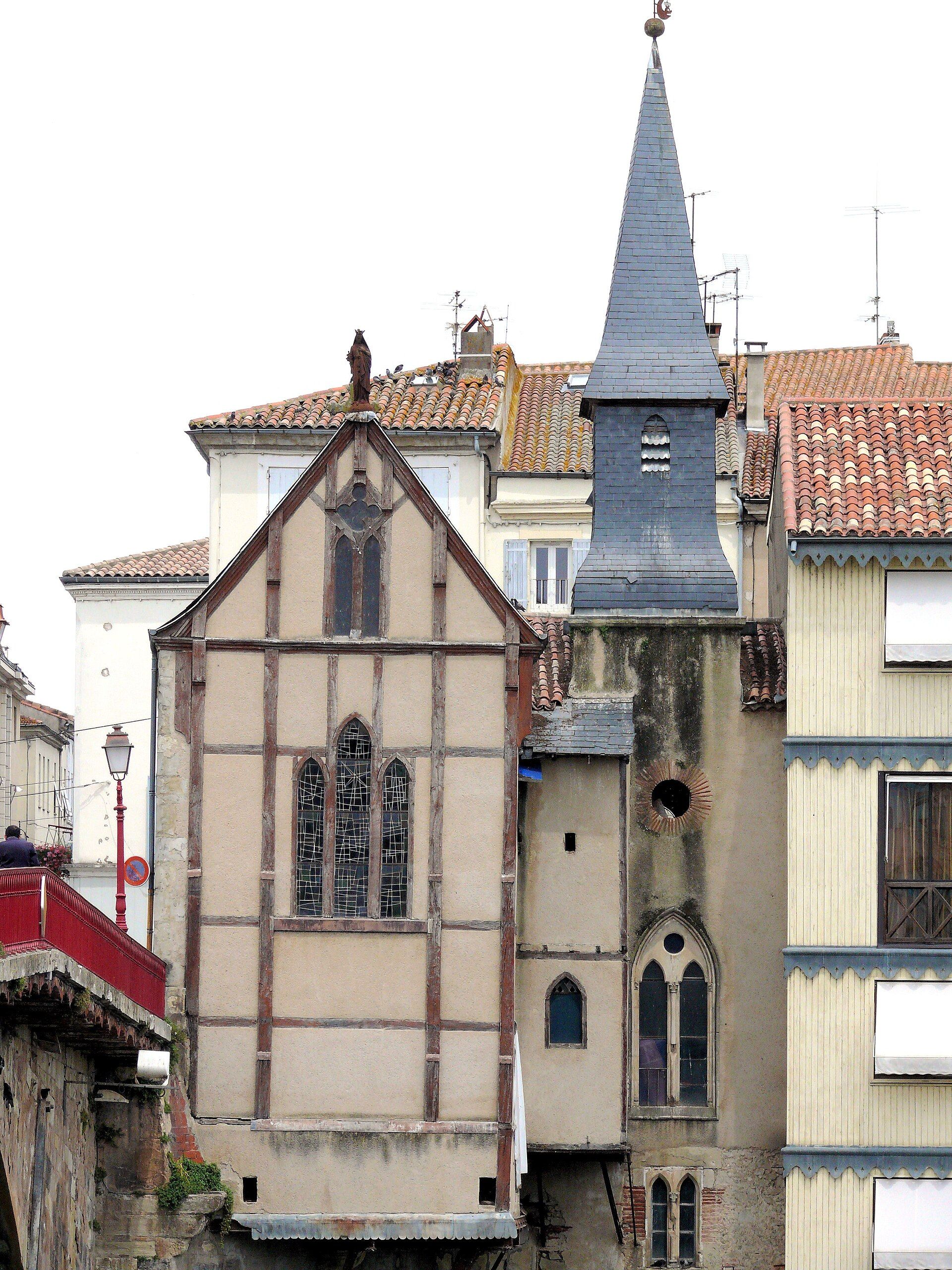 Chapelle Notre-Dame du Bout-du-Pont, en encorbellement sur le Vieux Pont de Villeneuve-sur-Lot
