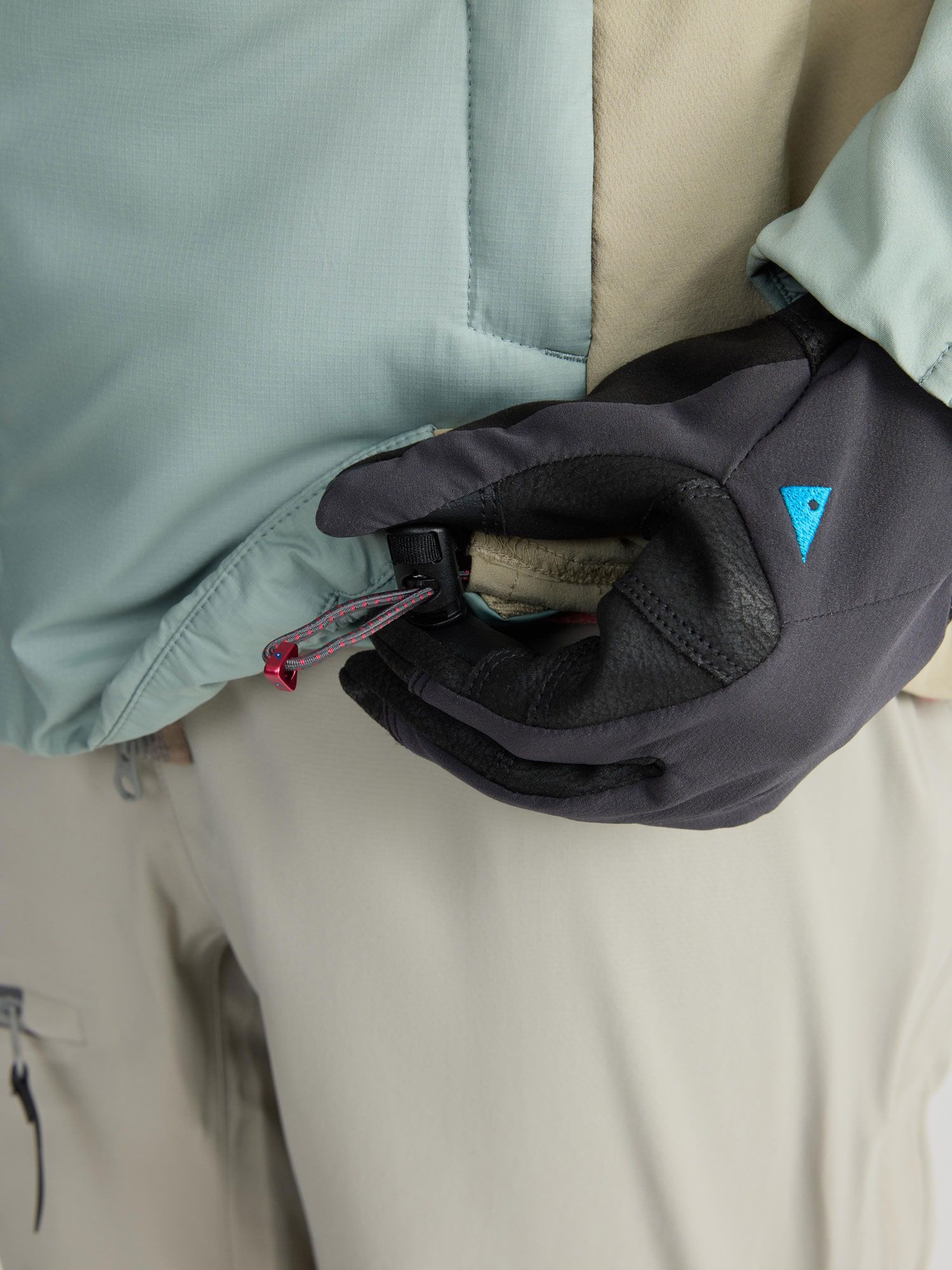 Adjustable hem