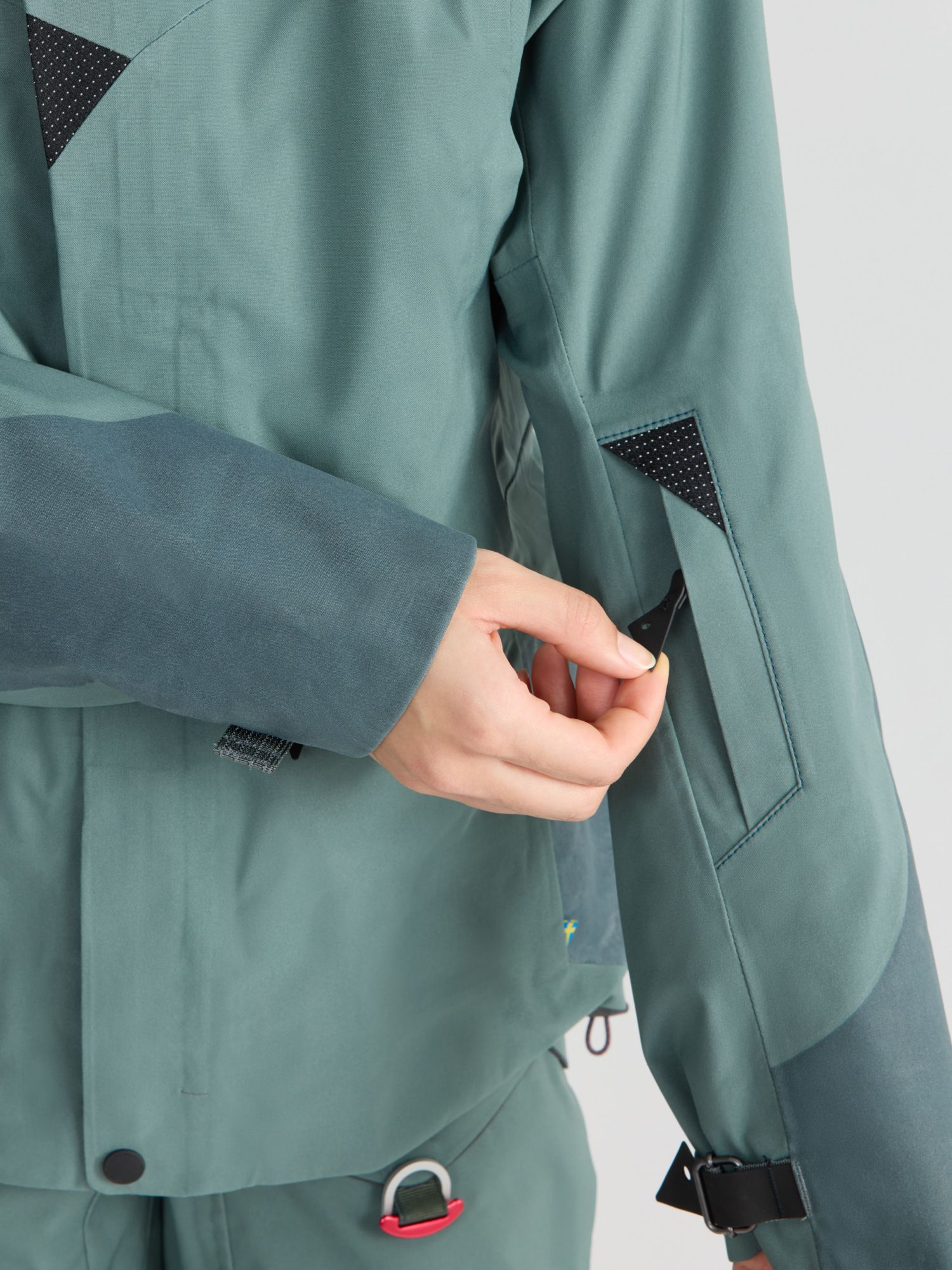 Brage 2.0 jacket Ski pass pocket