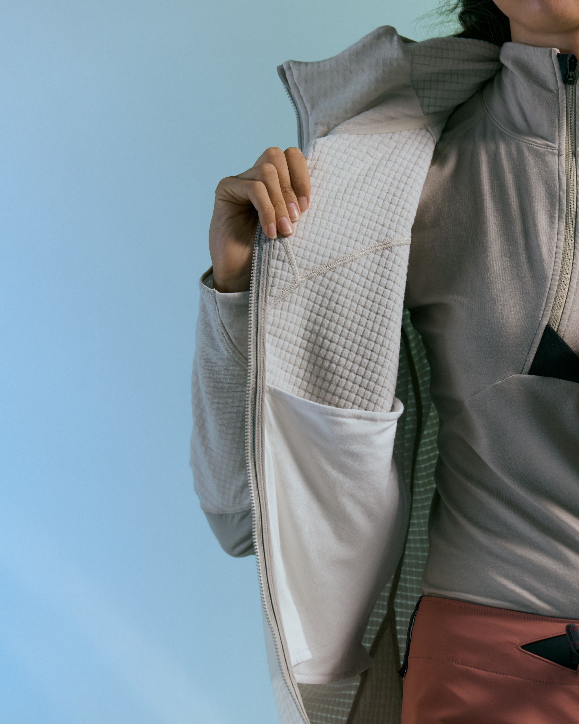 Advantages image for product Embla Hood Jacket Women's