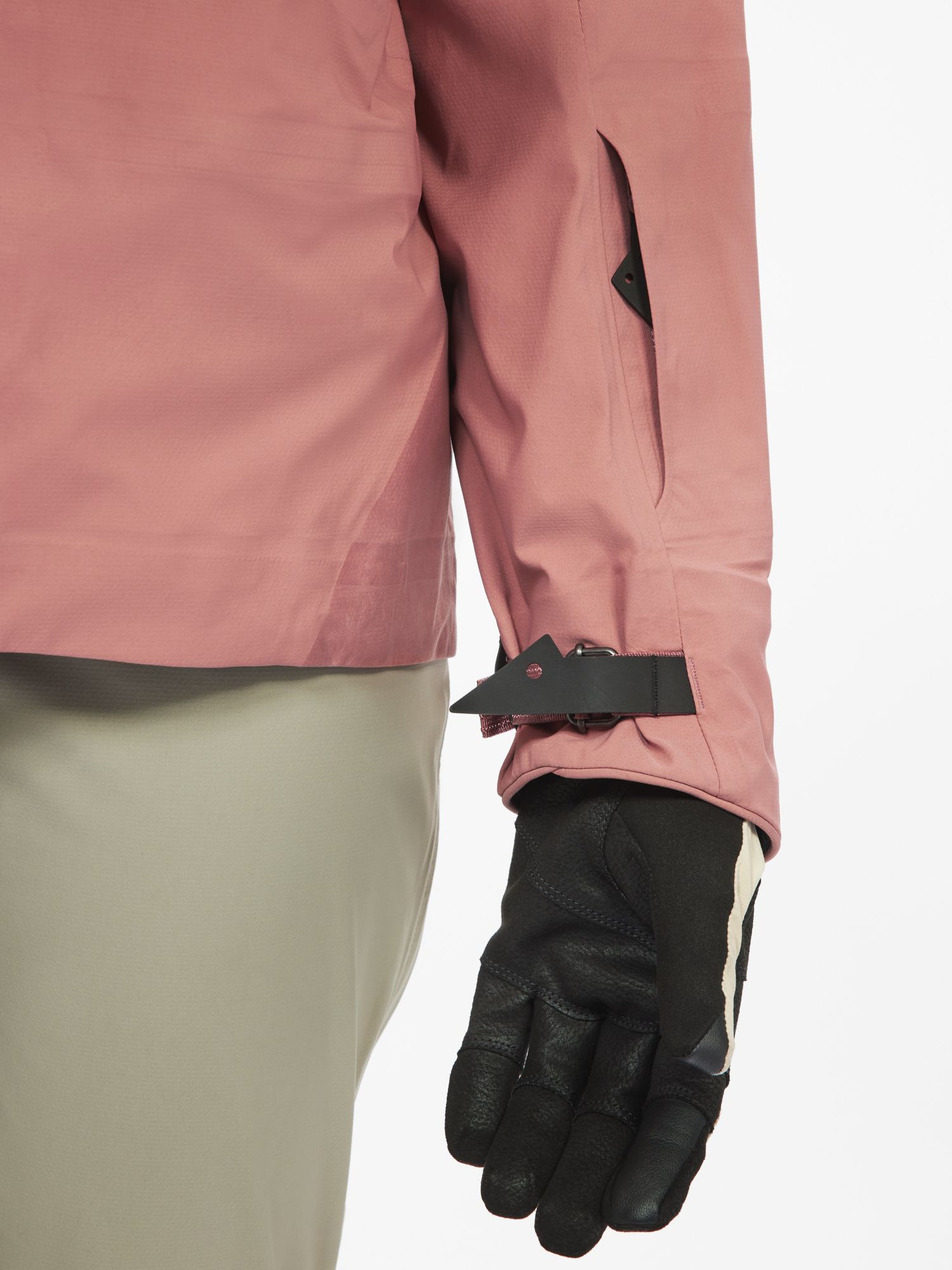 Svalinn ski pass pocket