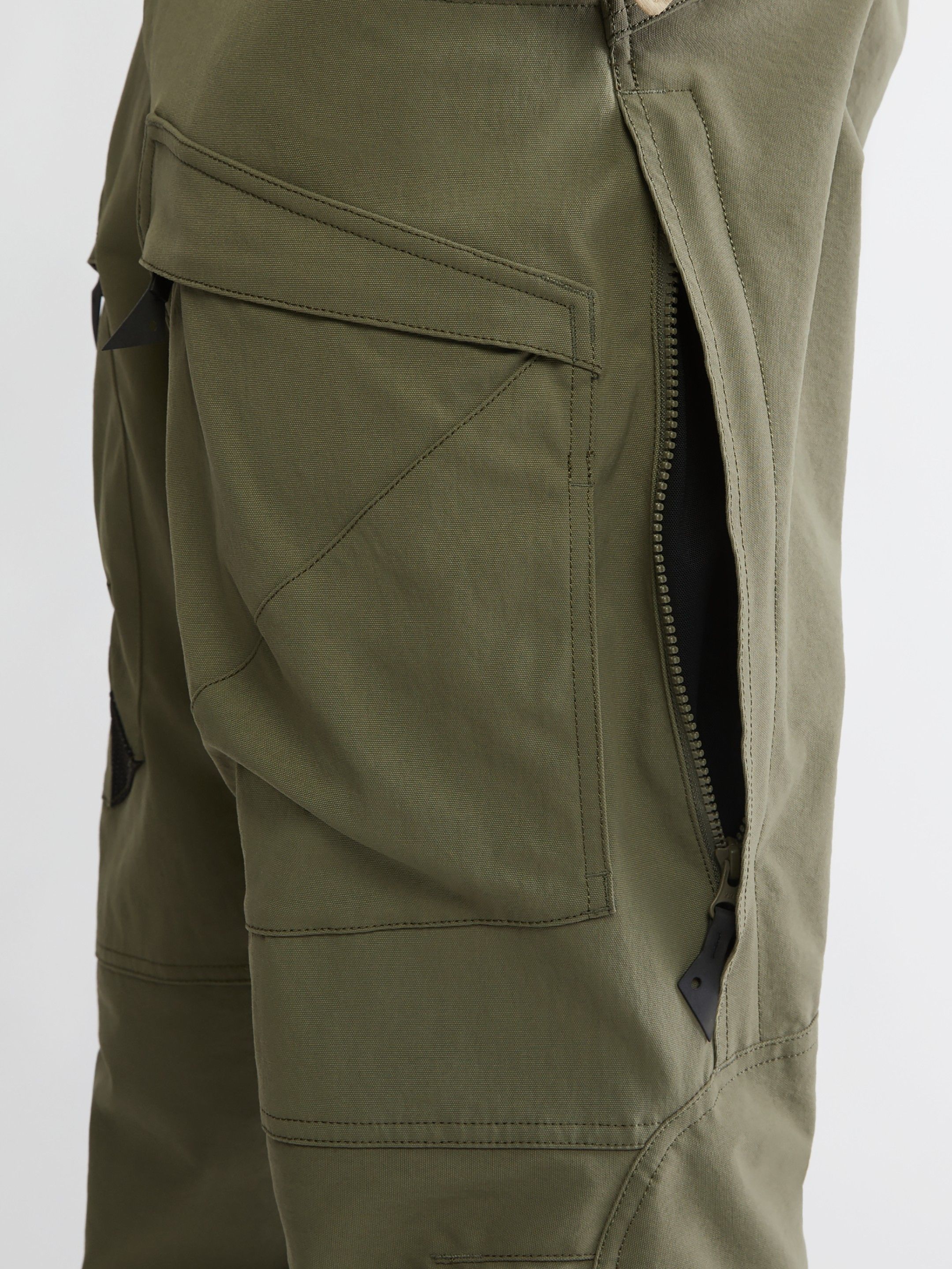 Close up of gere 3.0