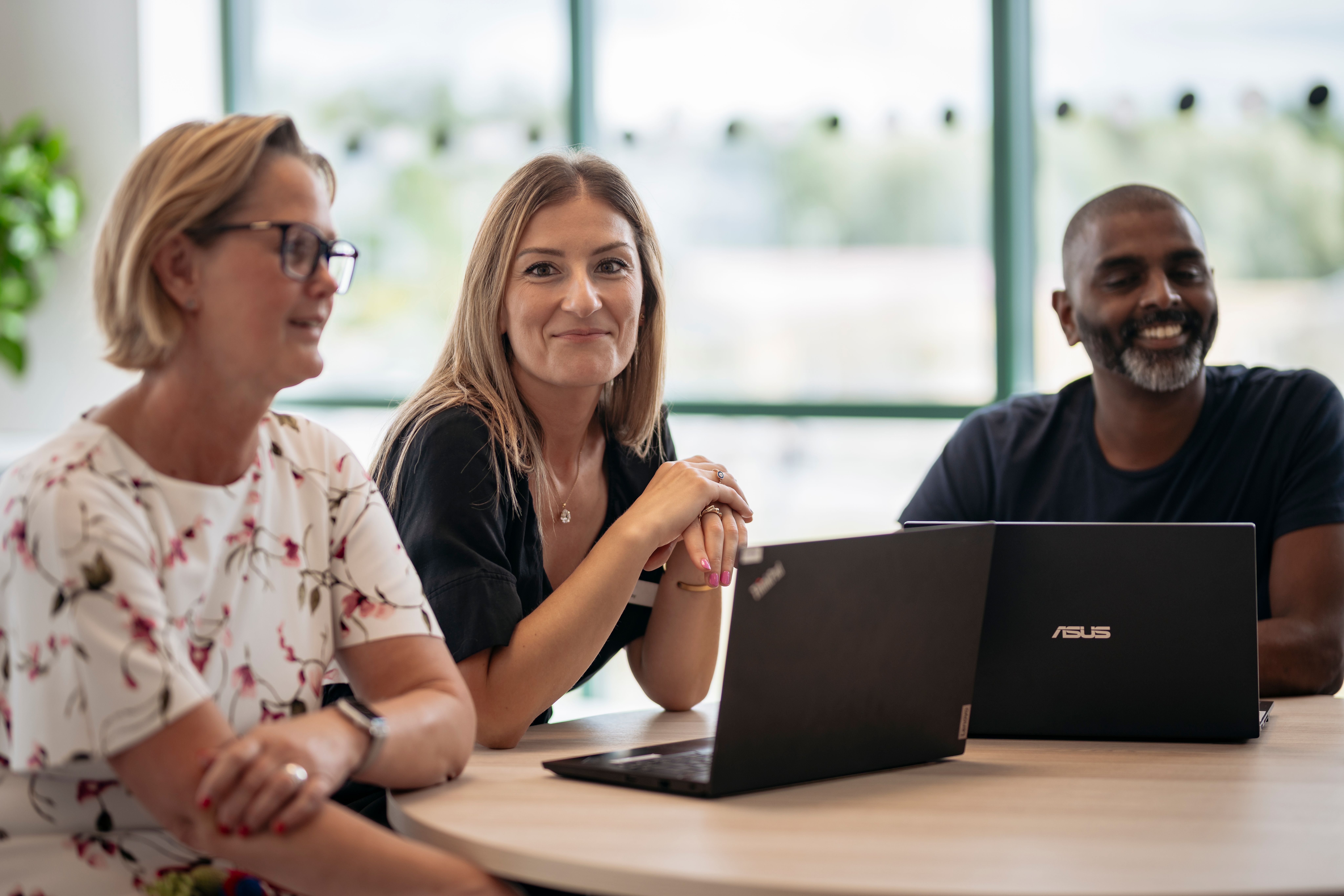 Lärare sitter runt bord i skola​​​​‌﻿‍﻿​‍​‍‌‍﻿﻿‌﻿​‍‌‍‍‌‌‍‌﻿‌‍‍‌‌‍﻿‍​‍​‍​﻿‍‍​‍​‍‌﻿​﻿‌‍​‌‌‍﻿‍‌‍‍‌‌﻿‌​‌﻿‍‌​‍﻿‍‌‍‍‌‌‍﻿﻿​‍​‍​‍﻿​​‍​‍‌‍‍​‌﻿​‍‌‍‌‌‌‍‌‍​‍​‍​﻿‍‍​‍​‍​‍﻿﻿‌﻿​﻿‌﻿‌​‌﻿‌‌‌‍‌​‌‍‍‌‌‍﻿﻿​‍﻿﻿‌‍‍‌‌‍﻿‍‌﻿‌​‌‍‌‌‌‍﻿‍‌﻿‌​​‍﻿﻿‌‍‌‌‌‍‌​‌‍‍‌‌﻿‌​​‍﻿﻿‌‍﻿‌‌‍﻿﻿‌‍‌​‌‍‌‌​﻿﻿‌‌﻿​​‌﻿​‍‌‍‌‌‌﻿​﻿‌‍‌‌‌‍﻿‍‌﻿‌​‌‍​‌‌﻿‌​‌‍‍‌‌‍﻿﻿‌‍﻿‍​﻿‍﻿‌‍‍‌‌‍‌​​﻿﻿‌​﻿​‌​﻿​‌​﻿‌‌‌‍‌‍​﻿​‌‌‍‌‌‌‍​‍​﻿‌‌​‍﻿‌​﻿‌​​﻿‌​‌‍​‌‌‍‌‍​‍﻿‌​﻿‌​​﻿​﻿​﻿‌﻿‌‍‌‌​‍﻿‌‌‍​‍​﻿​‍‌‍​‍​﻿‌‍​‍﻿‌‌‍‌‍‌‍​﻿​﻿‍‌‌‍‌​​﻿​‌‌‍​‌​﻿‌﻿​﻿‌‍​﻿‍​​﻿​﻿‌‍​‌​﻿​‌​﻿‍﻿‌﻿‌​‌﻿‍‌‌﻿​​‌‍‌‌​﻿﻿‌‌‍​‌‌﻿​‍‌﻿‌​‌‍‍‌‌‍​﻿‌‍﻿​‌‍‌‌‌‌​​‌‍​‌‌‍‌﻿‌‍‌‌​﻿‍﻿‌﻿​​‌‍​‌‌﻿‌​‌‍‍​​﻿﻿‌‌﻿​​‌‍​‌‌‍‌﻿‌‍‌‌‌​​‍‌﻿‌‌‌‍‍‌‌‍﻿​‌‍‌​‌‍‌‌‌﻿​‍​‍‌‌​﻿‌‌‌​​‍‌‌﻿﻿‌‍‍﻿‌‍‌‌‌﻿‍‌​‍‌‌​﻿​﻿‌​‌​​‍‌‌​﻿​﻿‌​‌​​‍‌‌​﻿​‍​﻿​‍​﻿‌﻿‌‍‌‍‌‍​‍‌‍‌​​﻿‍‌​﻿‌​‌‍‌‍‌‍‌​‌‍​﻿​﻿‌﻿​﻿‍‌‌‍‌​​‍‌‌​﻿​‍​﻿​‍​‍‌‌​﻿‌‌‌​‌​​‍﻿‍‌﻿‌﻿‌‍‌‌‌‍‌‌‌‍‍﻿‌﻿​﻿​‍‌‌​﻿‌‌‌​​‍‌‌﻿﻿‌‍‍﻿‌‍‌‌‌﻿‍‌​‍‌‌​﻿​﻿‌​‌​​‍‌‌​﻿​﻿‌​‌​​‍‌‌​﻿​‍​﻿​‍​﻿‌﻿‌‍‌‍‌‍‌‌​﻿​​‌‍​‍‌‍‌‌​﻿​​​﻿​‍​﻿​﻿​﻿​‍​﻿‍‌​﻿​​​‍‌‌​﻿​‍​﻿​‍​‍‌‌​﻿‌‌‌​‌​​‍﻿‍‌﻿​﻿‌‍​﻿‌‍‍​‌‍‌‌‌‍‌​‌﻿‌‌‌‍﻿​‌‍‌‌​‍‌‌​﻿‌‌‌​​‍‌‌﻿﻿‌‍‍﻿‌‍‌‌‌﻿‍‌​‍‌‌​﻿​﻿‌​‌​​‍‌‌​﻿​﻿‌​‌​​‍‌‌​﻿​‍​﻿​‍‌‍‌​​﻿‌‍‌‍‌​​﻿‌‌‌‍​﻿‌‍​‍​﻿‍‌​﻿‍​​﻿​﻿‌‍​‌‌‍​‍​﻿​​​‍‌‌​﻿​‍​﻿​‍​‍‌‌​﻿‌‌‌​‌​​‍﻿‍‌‍‍‌‌‍﻿‌‌‍​‌‌‍‌﻿‌‍‌‌​‍﻿‍‌‍​‌‌‍﻿​‌﻿‌​​﻿﻿﻿‌‍​‍‌‍​‌‌﻿​﻿‌‍‌‌‌‌‌‌‌﻿​‍‌‍﻿​​﻿﻿‌​‍‌‌​﻿​‍‌​‌‍‌﻿​﻿‌﻿‌​‌﻿‌‌‌‍‌​‌‍‍‌‌‍﻿﻿​‍‌‍‌‍‍‌‌‍‌​​﻿﻿‌​﻿​‌​﻿​‌​﻿‌‌‌‍‌‍​﻿​‌‌‍‌‌‌‍​‍​﻿‌‌​‍﻿‌​﻿‌​​﻿‌​‌‍​‌‌‍‌‍​‍﻿‌​﻿‌​​﻿​﻿​﻿‌﻿‌‍‌‌​‍﻿‌‌‍​‍​﻿​‍‌‍​‍​﻿‌‍​‍﻿‌‌‍‌‍‌‍​﻿​﻿‍‌‌‍‌​​﻿​‌‌‍​‌​﻿‌﻿​﻿‌‍​﻿‍​​﻿​﻿‌‍​‌​﻿​‌​‍‌‍‌﻿‌​‌﻿‍‌‌﻿​​‌‍‌‌​﻿﻿‌‌‍​‌‌﻿​‍‌﻿‌​‌‍‍‌‌‍​﻿‌‍﻿​‌‍‌‌‌‌​​‌‍​‌‌‍‌﻿‌‍‌‌​‍‌‍‌﻿​​‌‍​‌‌﻿‌​‌‍‍​​﻿﻿‌‌﻿​​‌‍​‌‌‍‌﻿‌‍‌‌‌​​‍‌﻿‌‌‌‍‍‌‌‍﻿​‌‍‌​‌‍‌‌‌﻿​‍​‍‌‌​﻿‌‌‌​​‍‌‌﻿﻿‌‍‍﻿‌‍‌‌‌﻿‍‌​‍‌‌​﻿​﻿‌​‌​​‍‌‌​﻿​﻿‌​‌​​‍‌‌​﻿​‍​﻿​‍​﻿‌﻿‌‍‌‍‌‍​‍‌‍‌​​﻿‍‌​﻿‌​‌‍‌‍‌‍‌​‌‍​﻿​﻿‌﻿​﻿‍‌‌‍‌​​‍‌‌​﻿​‍​﻿​‍​‍‌‌​﻿‌‌‌​‌​​‍﻿‍‌﻿‌﻿‌‍‌‌‌‍‌‌‌‍‍﻿‌﻿​﻿​‍‌‌​﻿‌‌‌​​‍‌‌﻿﻿‌‍‍﻿‌‍‌‌‌﻿‍‌​‍‌‌​﻿​﻿‌​‌​​‍‌‌​﻿​﻿‌​‌​​‍‌‌​﻿​‍​﻿​‍​﻿‌﻿‌‍‌‍‌‍‌‌​﻿​​‌‍​‍‌‍‌‌​﻿​​​﻿​‍​﻿​﻿​﻿​‍​﻿‍‌​﻿​​​‍‌‌​﻿​‍​﻿​‍​‍‌‌​﻿‌‌‌​‌​​‍﻿‍‌﻿​﻿‌‍​﻿‌‍‍​‌‍‌‌‌‍‌​‌﻿‌‌‌‍﻿​‌‍‌‌​‍‌‌​﻿‌‌‌​​‍‌‌﻿﻿‌‍‍﻿‌‍‌‌‌﻿‍‌​‍‌‌​﻿​﻿‌​‌​​‍‌‌​﻿​﻿‌​‌​​‍‌‌​﻿​‍​﻿​‍‌‍‌​​﻿‌‍‌‍‌​​﻿‌‌‌‍​﻿‌‍​‍​﻿‍‌​﻿‍​​﻿​﻿‌‍​‌‌‍​‍​﻿​​​‍‌‌​﻿​‍​﻿​‍​‍‌‌​﻿‌‌‌​‌​​‍﻿‍‌‍‍‌‌‍﻿‌‌‍​‌‌‍‌﻿‌‍‌‌​‍﻿‍‌‍​‌‌‍﻿​‌﻿‌​​‍‌‍‌﻿​​‌‍‌‌‌﻿​‍‌﻿​﻿‌﻿​​‌‍‌‌‌‍​﻿‌﻿‌​‌‍‍‌‌﻿‌‍‌‍‌‌​﻿﻿‌‌﻿​​‌﻿‌‌‌‍​‍‌‍﻿​‌‍‍‌‌﻿​﻿‌‍‍​‌‍‌‌‌‍‌​​‍​‍‌﻿﻿‌