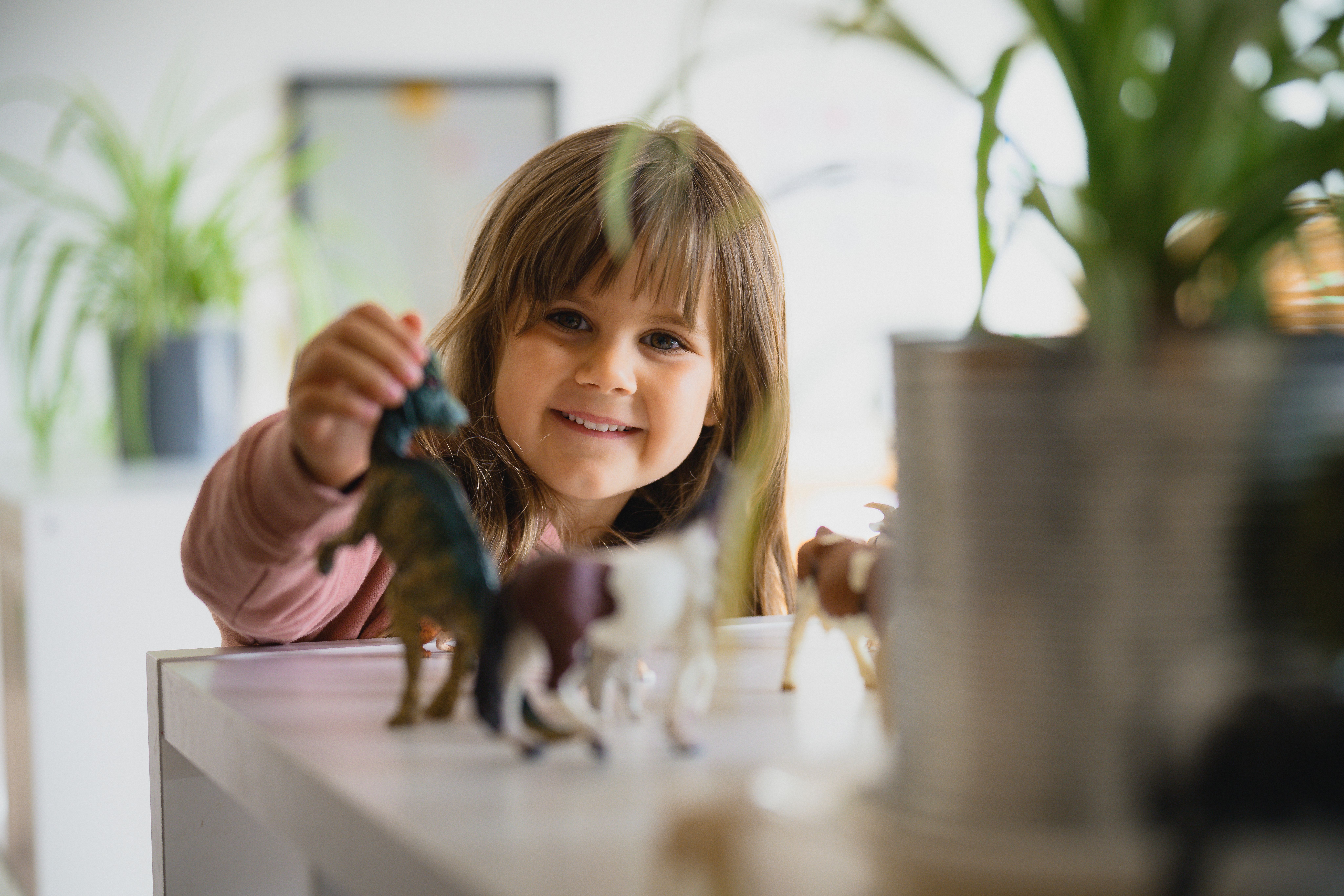 Flicka leker med leksaksdjur​​​​‌﻿‍﻿​‍​‍‌‍﻿﻿‌﻿​‍‌‍‍‌‌‍‌﻿‌‍‍‌‌‍﻿‍​‍​‍​﻿‍‍​‍​‍‌﻿​﻿‌‍​‌‌‍﻿‍‌‍‍‌‌﻿‌​‌﻿‍‌​‍﻿‍‌‍‍‌‌‍﻿﻿​‍​‍​‍﻿​​‍​‍‌‍‍​‌﻿​‍‌‍‌‌‌‍‌‍​‍​‍​﻿‍‍​‍​‍​‍﻿﻿‌﻿​﻿‌﻿‌​‌﻿‌‌‌‍‌​‌‍‍‌‌‍﻿﻿​‍﻿﻿‌‍‍‌‌‍﻿‍‌﻿‌​‌‍‌‌‌‍﻿‍‌﻿‌​​‍﻿﻿‌‍‌‌‌‍‌​‌‍‍‌‌﻿‌​​‍﻿﻿‌‍﻿‌‌‍﻿﻿‌‍‌​‌‍‌‌​﻿﻿‌‌﻿​​‌﻿​‍‌‍‌‌‌﻿​﻿‌‍‌‌‌‍﻿‍‌﻿‌​‌‍​‌‌﻿‌​‌‍‍‌‌‍﻿﻿‌‍﻿‍​﻿‍﻿‌‍‍‌‌‍‌​​﻿﻿‌‌‍​‌‌‍‌​‌‍​‍‌‍​‌‌‍‌‌​﻿​‍​﻿‌﻿​﻿​​​‍﻿‌​﻿‌‌​﻿‌‌​﻿‌​‌‍​‍​‍﻿‌​﻿‌​‌‍‌‍​﻿‍‌‌‍‌​​‍﻿‌​﻿‍‌​﻿‌‍​﻿​‍​﻿​‍​‍﻿‌​﻿​‌​﻿‍​‌‍​‌​﻿​​​﻿‌﻿​﻿‍​​﻿‌‍​﻿​﻿​﻿​‍​﻿‍​​﻿‌‌‌‍‌​​﻿‍﻿‌﻿‌​‌﻿‍‌‌﻿​​‌‍‌‌​﻿﻿‌‌‍​‌‌﻿​‍‌﻿‌​‌‍‍‌‌‍​﻿‌‍﻿​‌‍‌‌‌‌​​‌‍​‌‌‍‌﻿‌‍‌‌​﻿‍﻿‌﻿​​‌‍​‌‌﻿‌​‌‍‍​​﻿﻿‌‌‍‍​‌‍‌‌‌﻿​‍‌‍﻿﻿​‍﻿‍‌‍‍​‌‍‌‌‌﻿​‍‌‍﻿﻿‌​﻿‌‌‍‌‌‌‍‌​‌‍‍‌‌‍​‌​‍﻿‍‌‍‍‌‌‍﻿‌‌‍​‌‌‍‌﻿‌‍‌‌​‍﻿‍‌‍​‌‌‍﻿​‌﻿‌​​﻿﻿﻿‌‍​‍‌‍​‌‌﻿​﻿‌‍‌‌‌‌‌‌‌﻿​‍‌‍﻿​​﻿﻿‌​‍‌‌​﻿​‍‌​‌‍‌﻿​﻿‌﻿‌​‌﻿‌‌‌‍‌​‌‍‍‌‌‍﻿﻿​‍‌‍‌‍‍‌‌‍‌​​﻿﻿‌‌‍​‌‌‍‌​‌‍​‍‌‍​‌‌‍‌‌​﻿​‍​﻿‌﻿​﻿​​​‍﻿‌​﻿‌‌​﻿‌‌​﻿‌​‌‍​‍​‍﻿‌​﻿‌​‌‍‌‍​﻿‍‌‌‍‌​​‍﻿‌​﻿‍‌​﻿‌‍​﻿​‍​﻿​‍​‍﻿‌​﻿​‌​﻿‍​‌‍​‌​﻿​​​﻿‌﻿​﻿‍​​﻿‌‍​﻿​﻿​﻿​‍​﻿‍​​﻿‌‌‌‍‌​​‍‌‍‌﻿‌​‌﻿‍‌‌﻿​​‌‍‌‌​﻿﻿‌‌‍​‌‌﻿​‍‌﻿‌​‌‍‍‌‌‍​﻿‌‍﻿​‌‍‌‌‌‌​​‌‍​‌‌‍‌﻿‌‍‌‌​‍‌‍‌﻿​​‌‍​‌‌﻿‌​‌‍‍​​﻿﻿‌‌‍‍​‌‍‌‌‌﻿​‍‌‍﻿﻿​‍﻿‍‌‍‍​‌‍‌‌‌﻿​‍‌‍﻿﻿‌​﻿‌‌‍‌‌‌‍‌​‌‍‍‌‌‍​‌​‍﻿‍‌‍‍‌‌‍﻿‌‌‍​‌‌‍‌﻿‌‍‌‌​‍﻿‍‌‍​‌‌‍﻿​‌﻿‌​​‍‌‍‌﻿​​‌‍‌‌‌﻿​‍‌﻿​﻿‌﻿​​‌‍‌‌‌‍​﻿‌﻿‌​‌‍‍‌‌﻿‌‍‌‍‌‌​﻿﻿‌‌﻿​​‌﻿‌‌‌‍​‍‌‍﻿​‌‍‍‌‌﻿​﻿‌‍‍​‌‍‌‌‌‍‌​​‍​‍‌﻿﻿‌