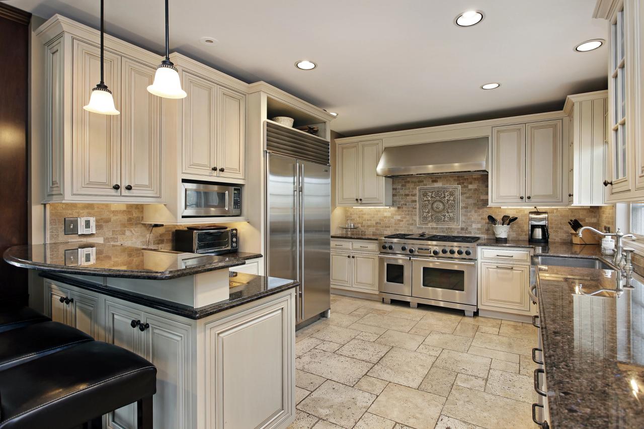 luxurious kitchen cabinets
