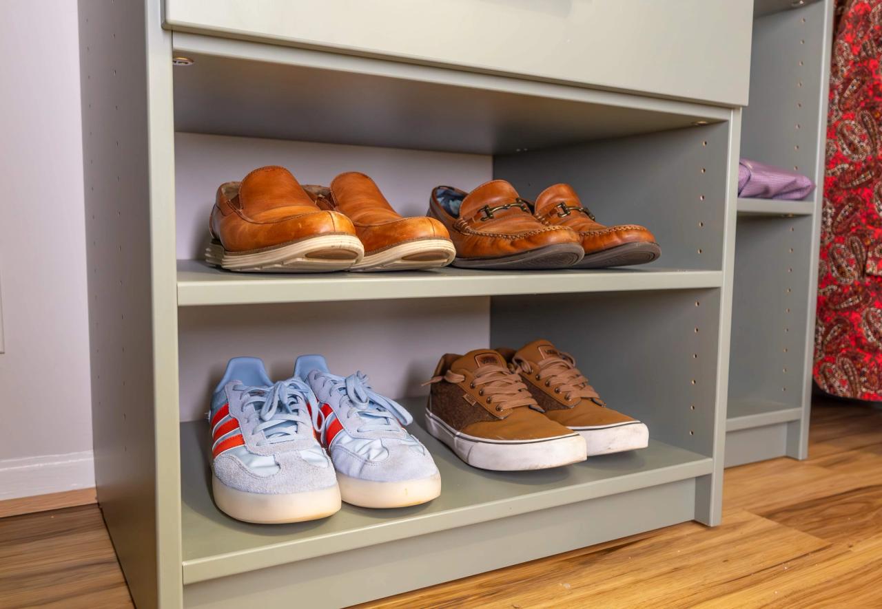 closet shoe storage