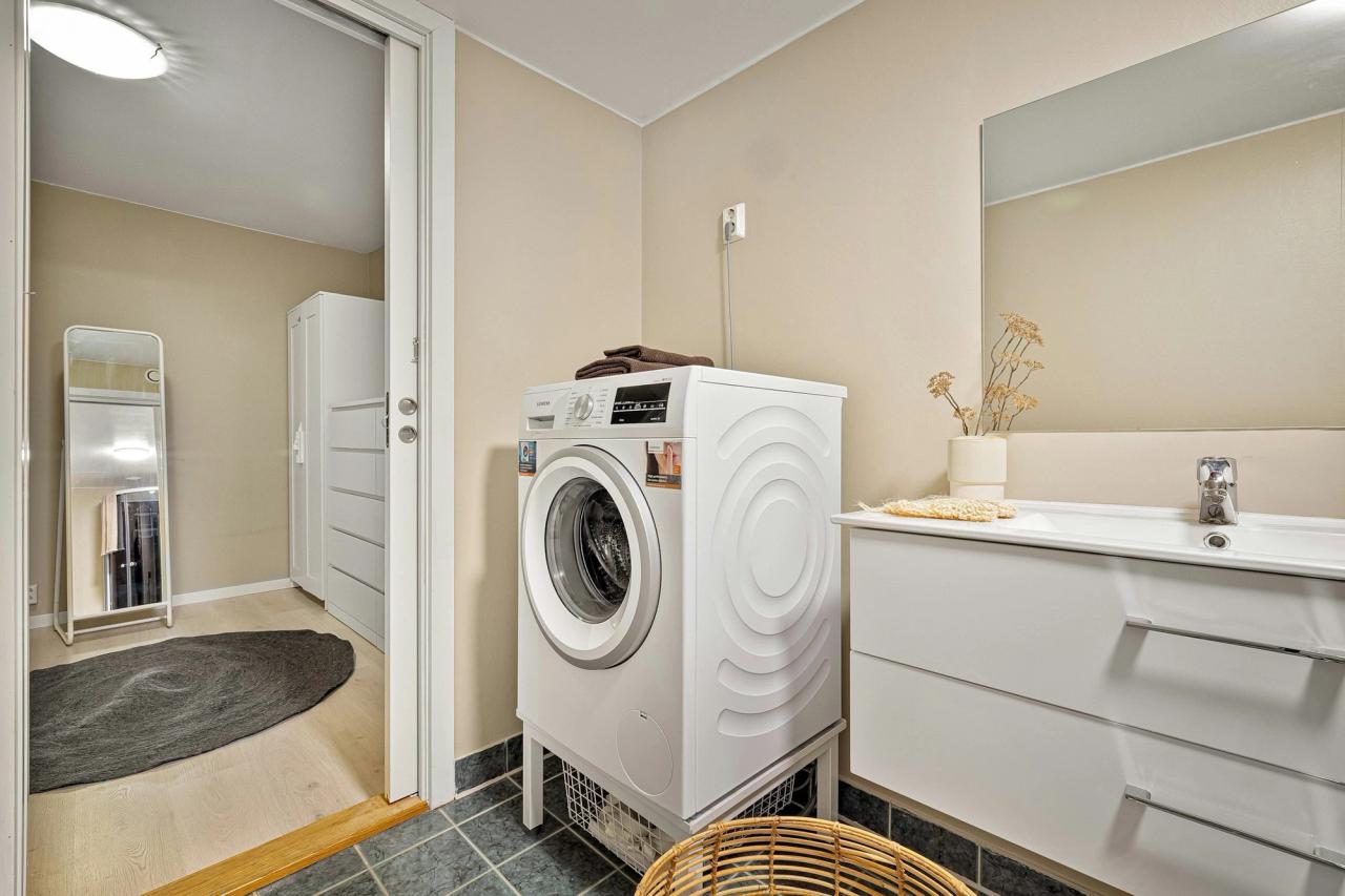 Laundry Mudroom Ideas: Designs for a Cleaner, More Organized Home