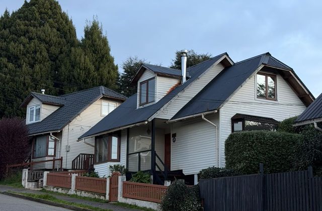 Se vende casa en Puerto Varas 1538