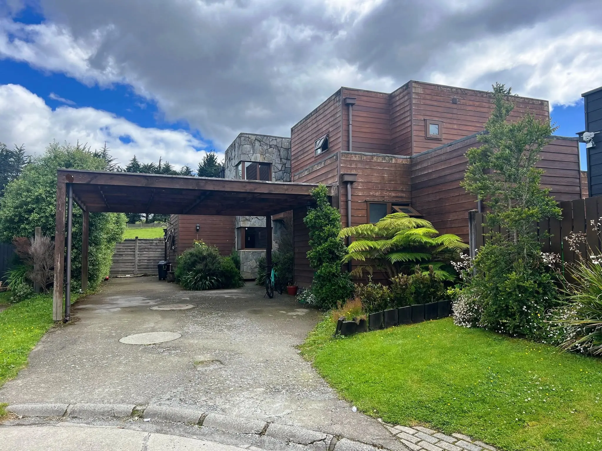 Se vende casa en Puerto Varas 1553