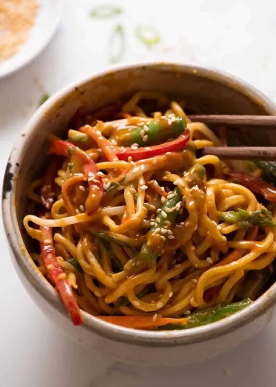Thai Peanut Noodle Salad