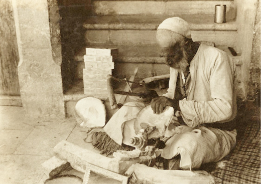 Mother of pearl workers. Bethlehem, 1934