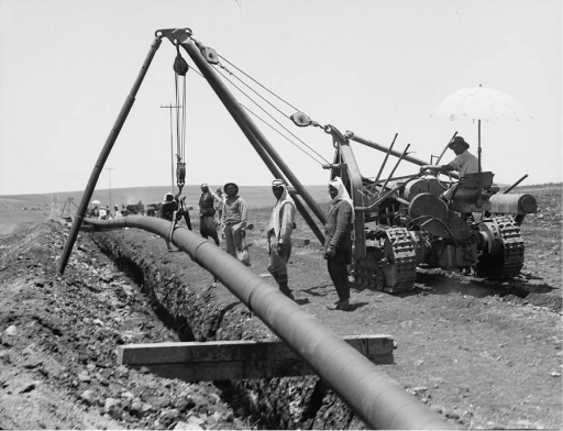 Extension of oil lines between Haifa and Iraq - 1933