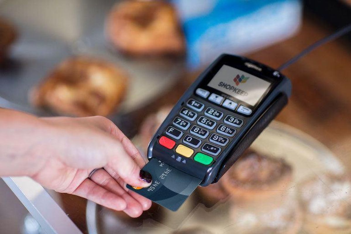 How to reduce credit card processing fees credit card reader