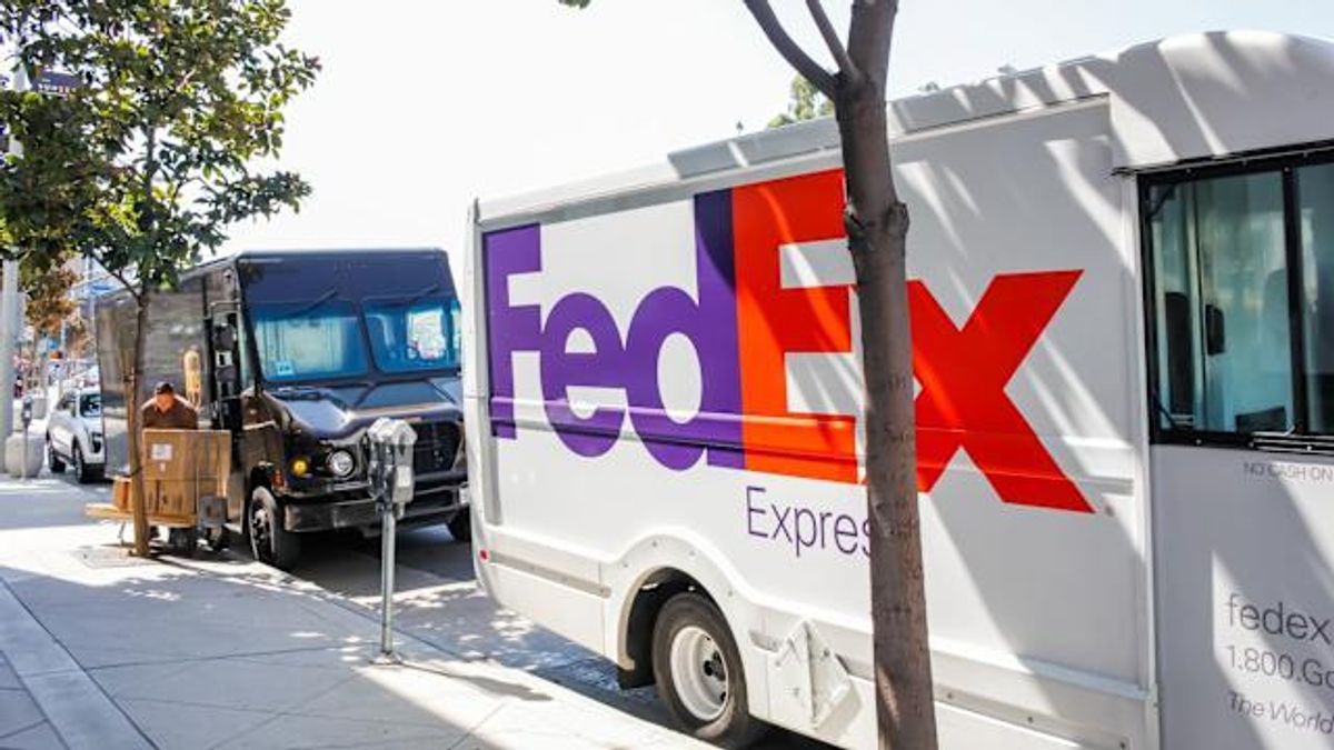 Illustration for the article: UPS, FedEx up fuel surcharge rates for domestic, ground deliveries