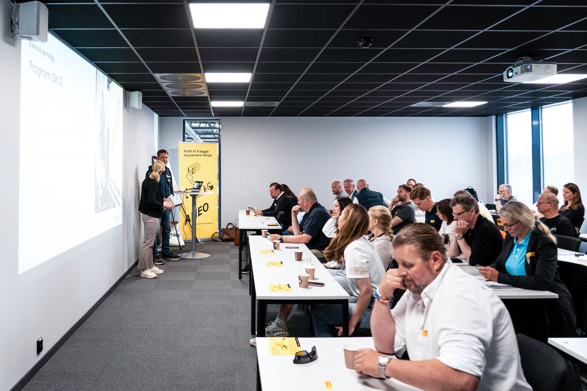 Bilde fra første sesjon med faglig innhold fra eksterne aktører.