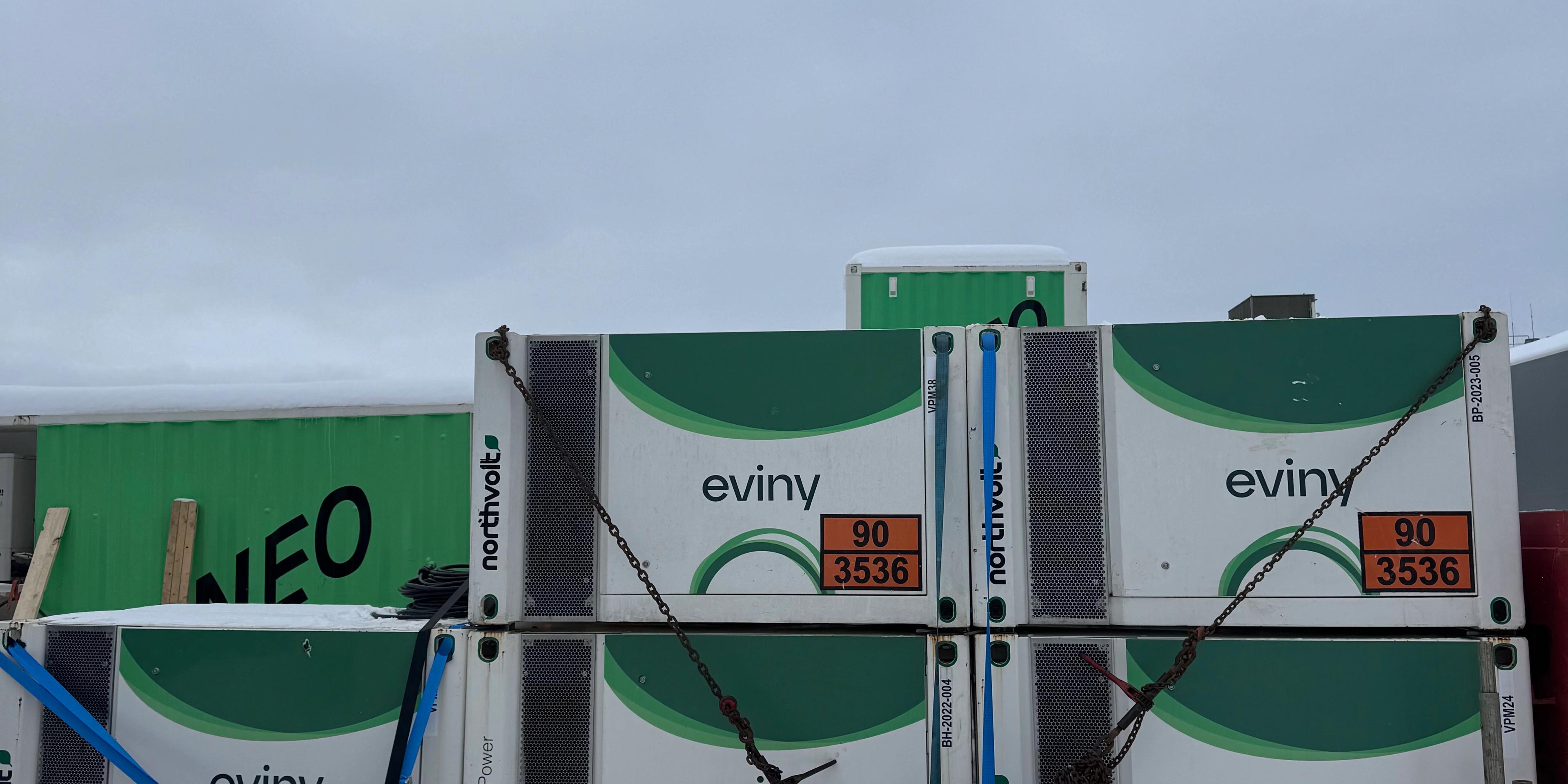 Batterier på byggeplass