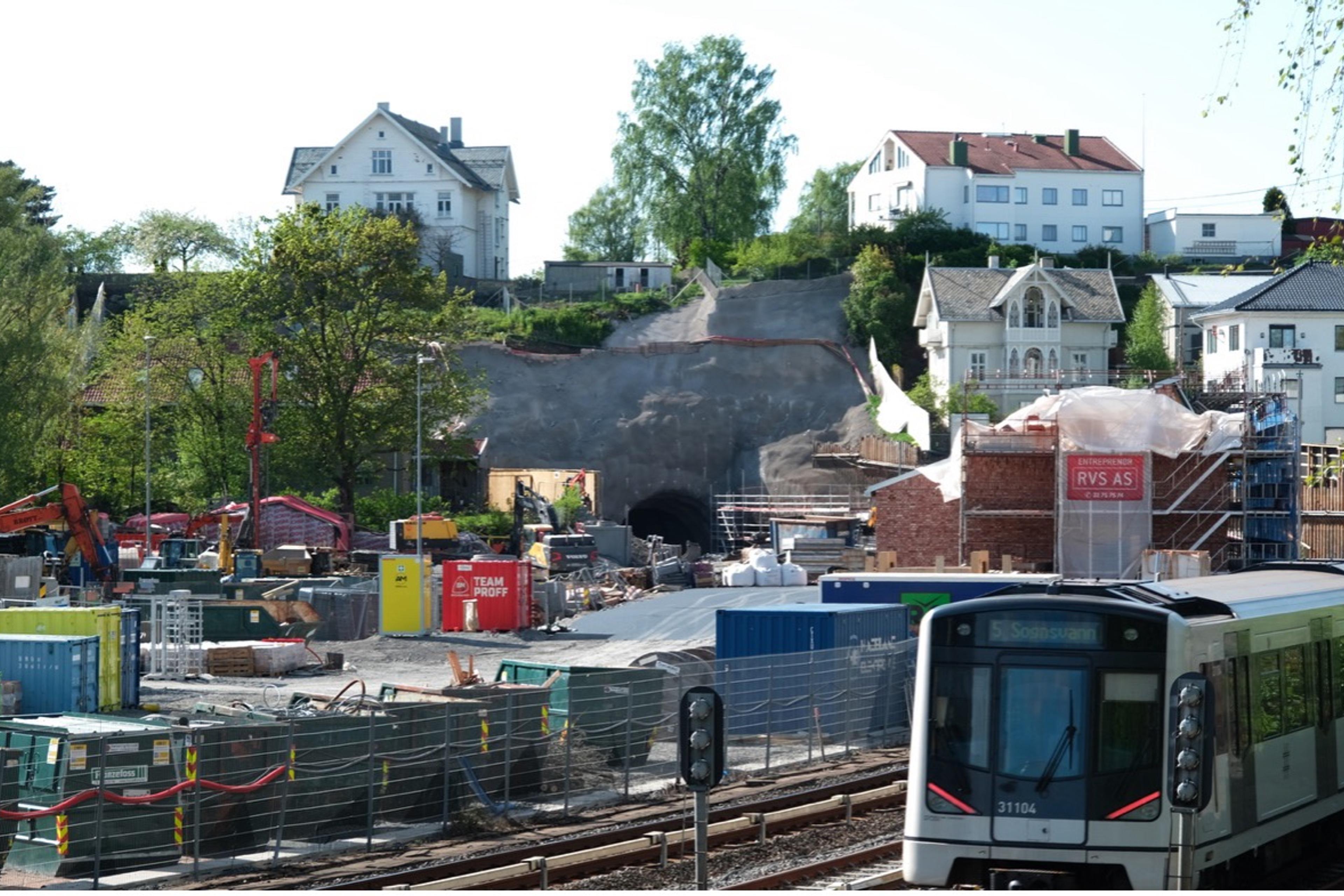 Batterier på byggeplass