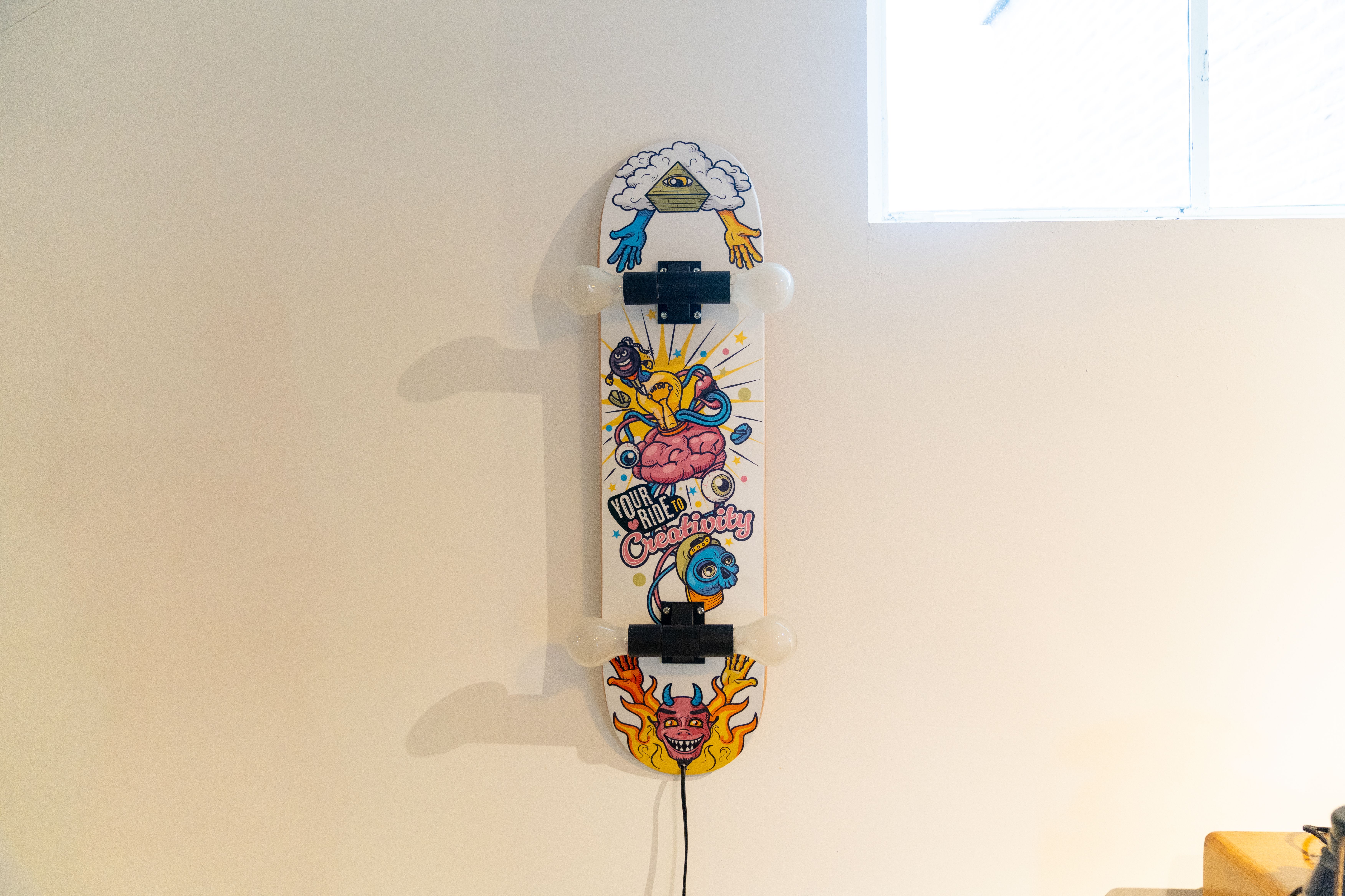 Skateboard lamp
