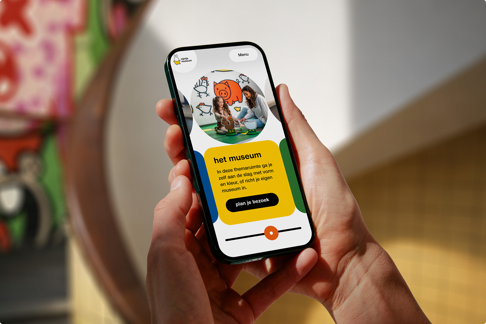 Website nijntje museum op een mobiele telefoon
