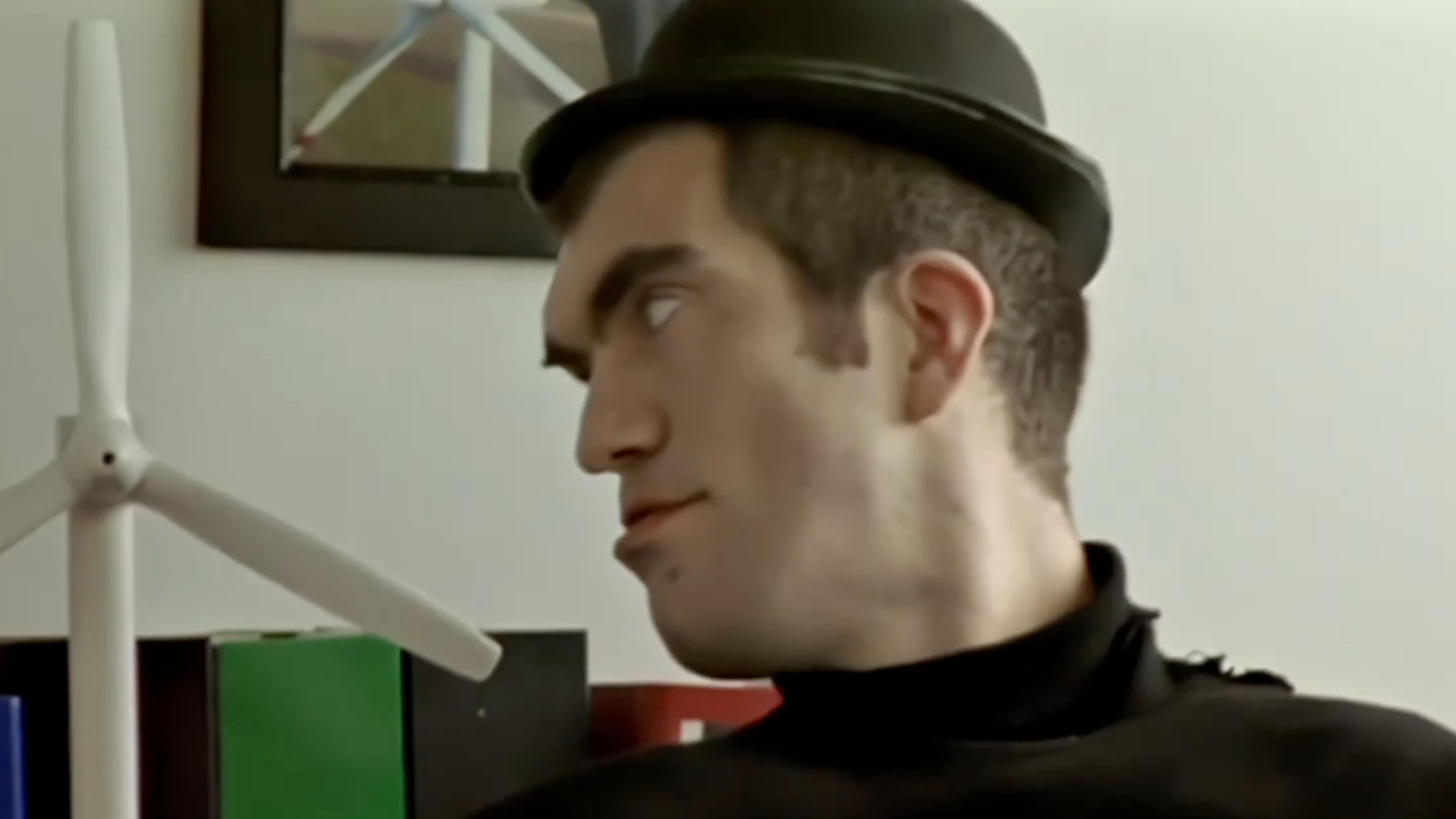 Screenshot uit de iconische commercial Power of the Wind