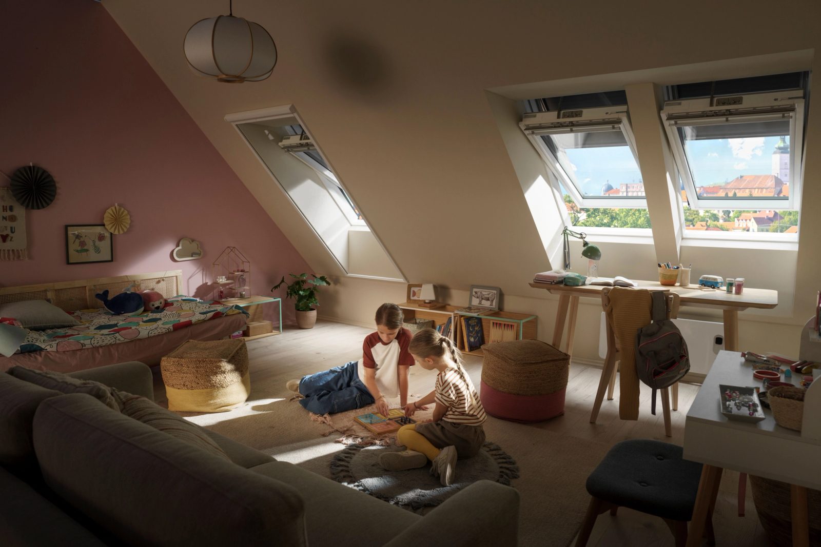 Filozofija VELUX-a, lidera u energetski efikasnim rešenjima, besprekorno spaja tradiciju sa modernim inovacijama.