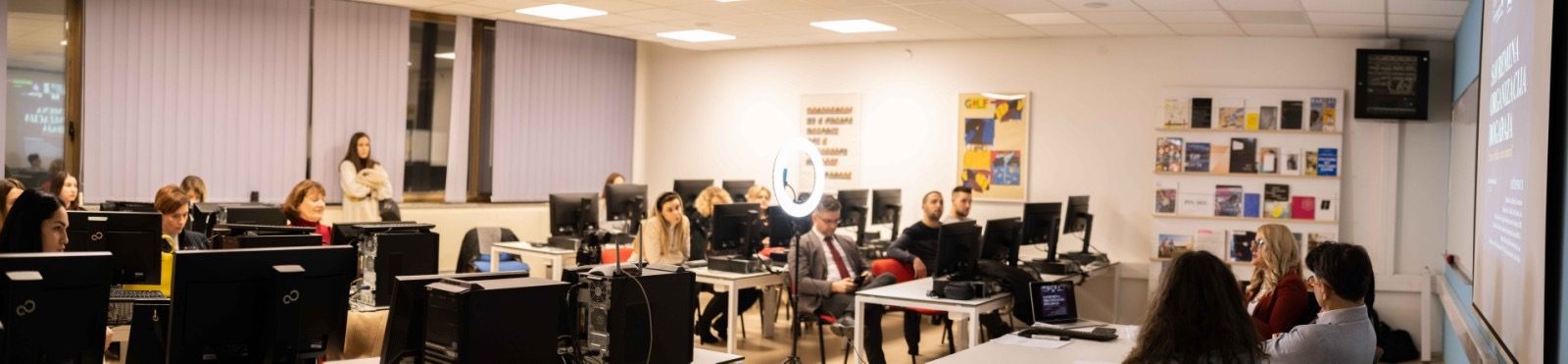 Online tribina publika uzivo