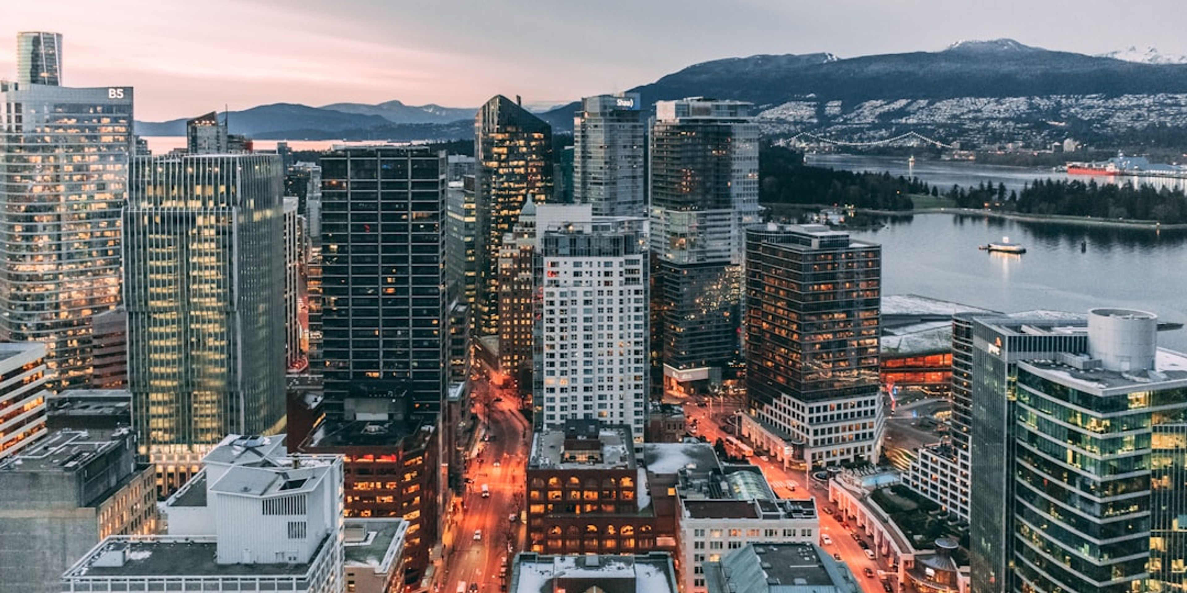 Hotels near Kitsilano