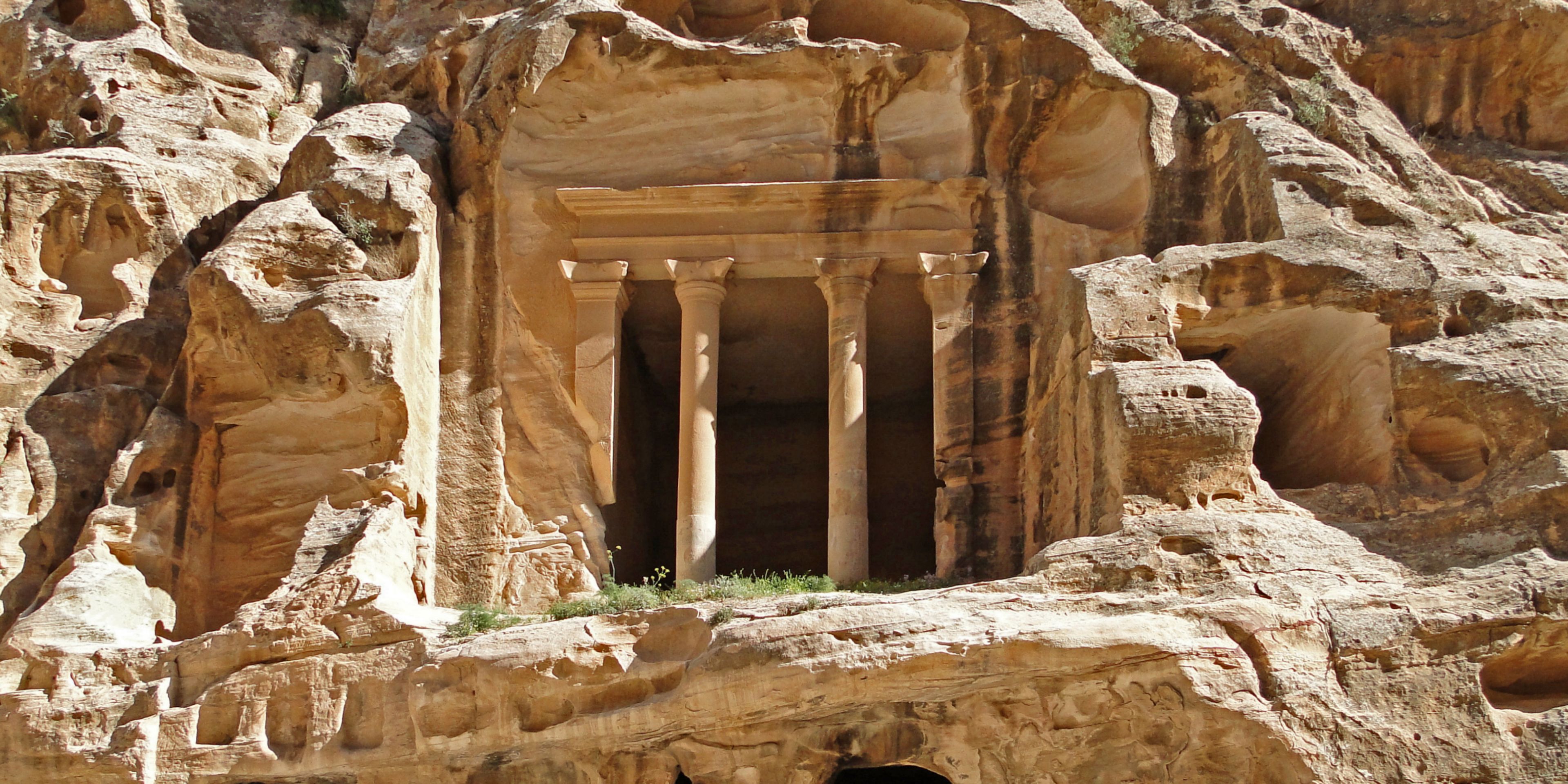 Hotels near Little Petra (Siq al-Barid)